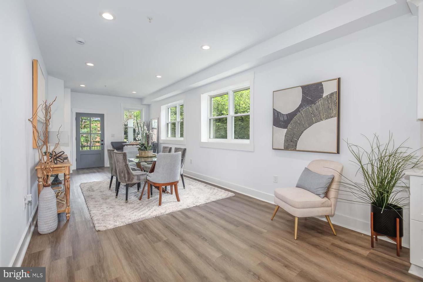 424 TAYLOR ST NW #1, WASHINGTON, District Of Columbia 20011, 3 Bedrooms Bedrooms, ,2 BathroomsBathrooms,Residential,For sale,424 TAYLOR ST NW #1,DCDC2235102 MLS # DCDC2235102