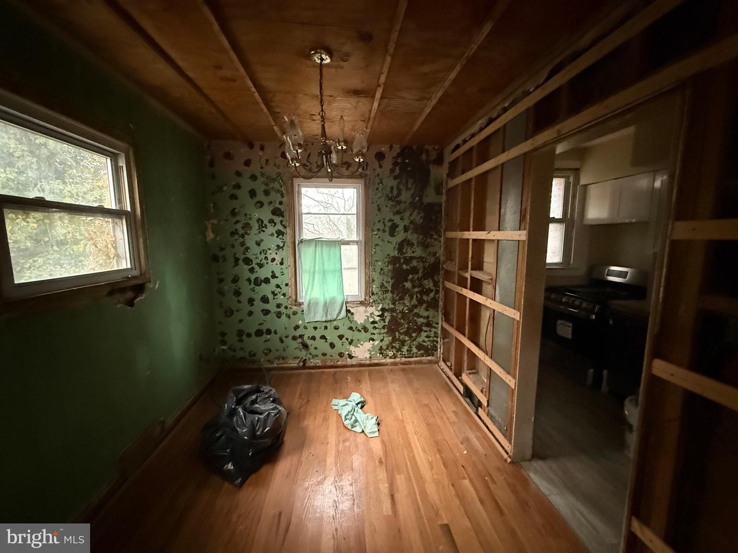 427 BRANDYWINE ST SE, WASHINGTON, District Of Columbia 20032, 2 Bedrooms Bedrooms, ,1 BathroomBathrooms,Residential,For sale,427 BRANDYWINE ST SE,DCDC2235118 MLS # DCDC2235118 427 BRANDYWINE ST SE, WASHINGTON, District Of Columbia 20032, 2 Bedrooms Bedrooms, ,1 BathroomBathrooms,Residential,For sale,427 BRANDYWINE ST SE,DCDC2235118 MLS # DCDC2235118