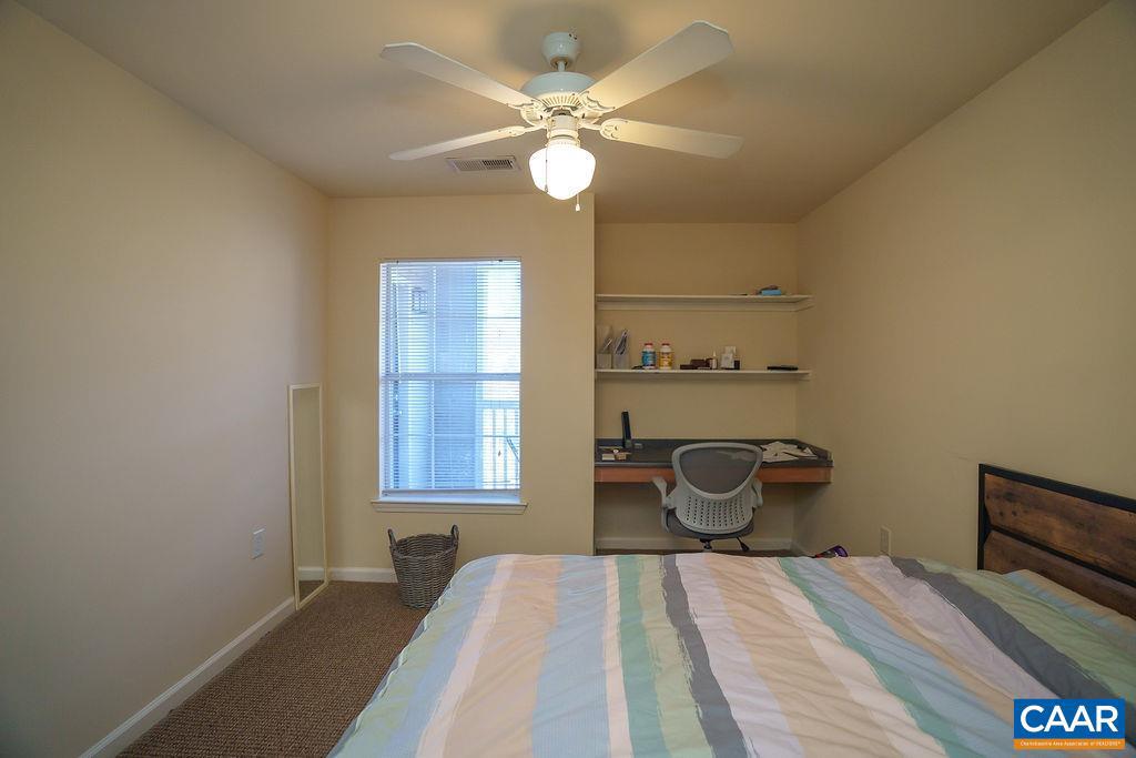 175 YELLOWSTONE DR #304, CHARLOTTESVILLE, Virginia 22903, 1 Bedroom Bedrooms, ,1 BathroomBathrooms,Residential,For sale,175 YELLOWSTONE DR #304,671875 MLS # 671875