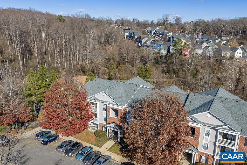 175 YELLOWSTONE DR #304, CHARLOTTESVILLE, Virginia 22903, 1 Bedroom Bedrooms, ,1 BathroomBathrooms,Residential,For sale,175 YELLOWSTONE DR #304,671875 MLS # 671875