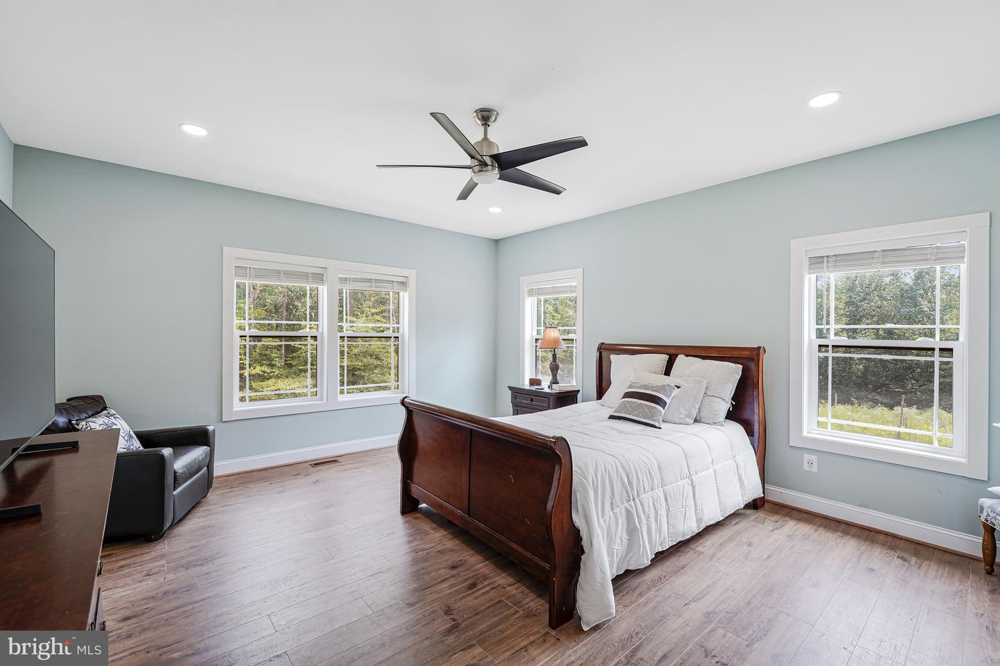 14051 HEATHERS OVERLOOK CT, NOKESVILLE, Virginia 20181, 4 Bedrooms Bedrooms, ,4 BathroomsBathrooms,Residential,For sale,14051 HEATHERS OVERLOOK CT,VAPW2109224 MLS # VAPW2109224