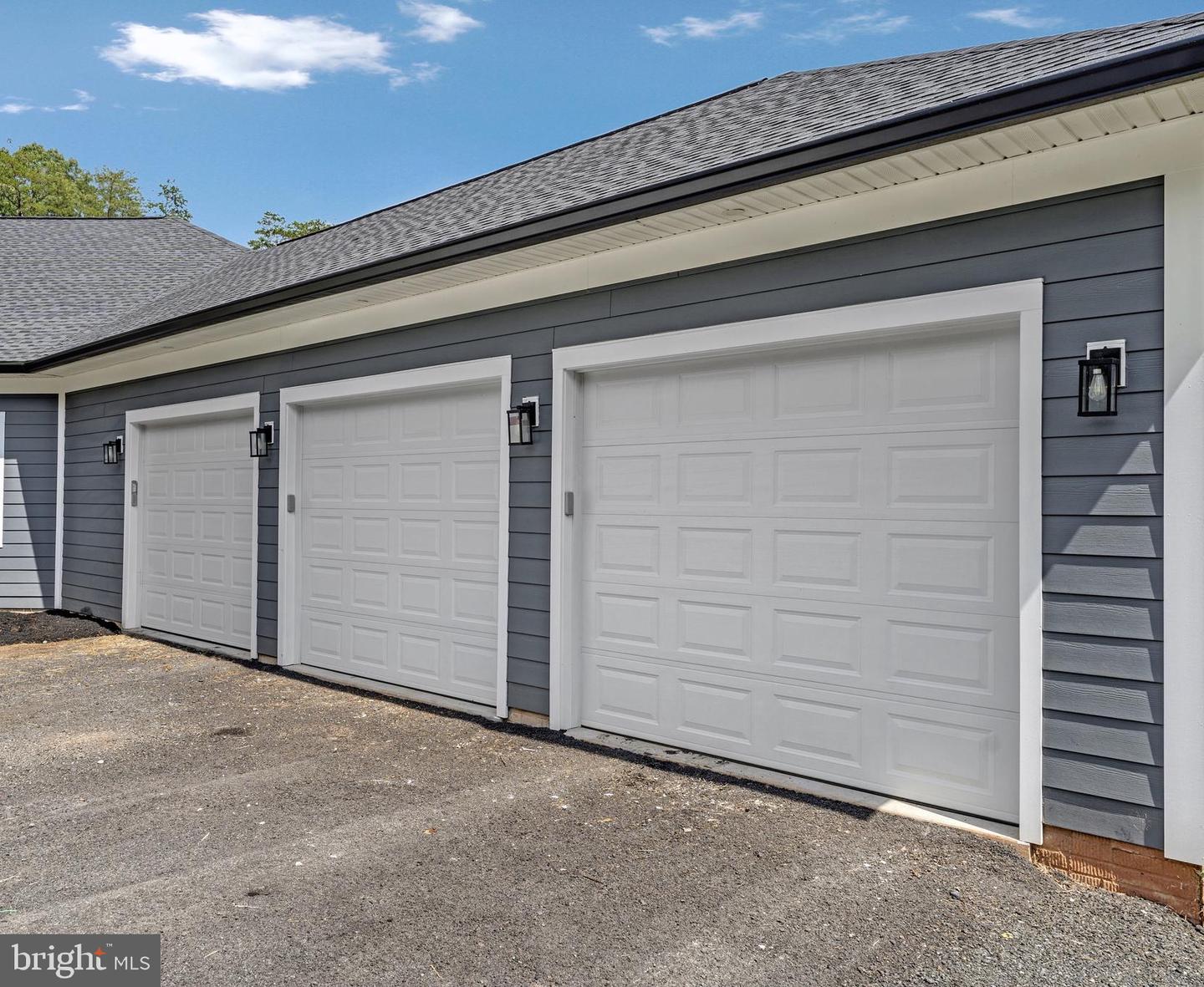 14051 HEATHERS OVERLOOK CT, NOKESVILLE, Virginia 20181, 4 Bedrooms Bedrooms, ,4 BathroomsBathrooms,Residential,For sale,14051 HEATHERS OVERLOOK CT,VAPW2109224 MLS # VAPW2109224