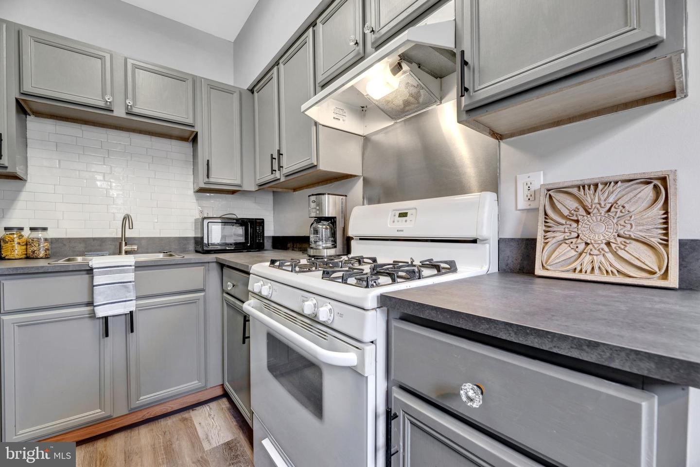 1436 W NW #405, WASHINGTON, District Of Columbia 20009, 1 Bedroom Bedrooms, ,1 BathroomBathrooms,Residential,For sale,1436 W NW #405,DCDC2186072 MLS # DCDC2186072 1436 W NW #405, WASHINGTON, District Of Columbia 20009, 1 Bedroom Bedrooms, ,1 BathroomBathrooms,Residential,For sale,1436 W NW #405,DCDC2186072 MLS # DCDC2186072