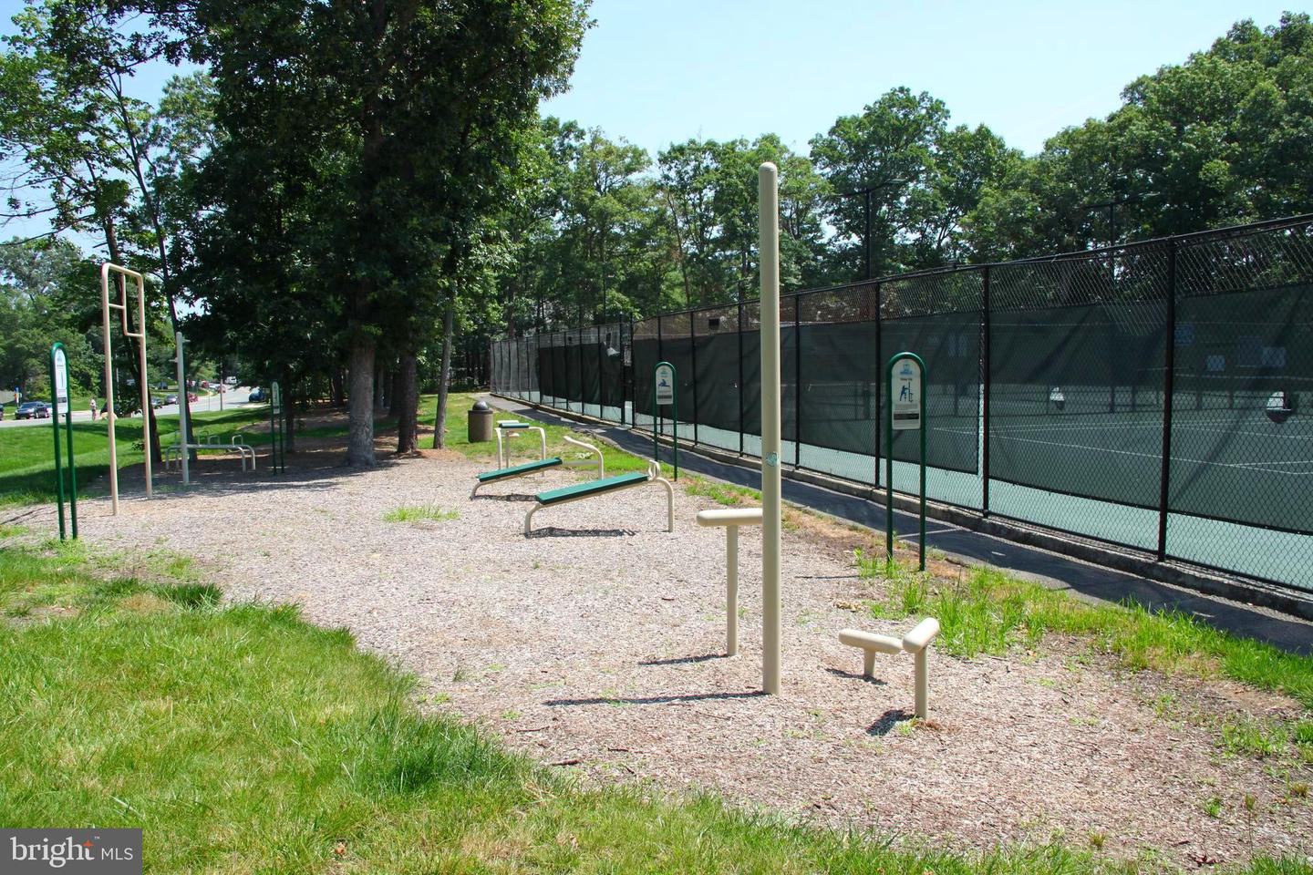 2847 SEMINOLE RD, WOODBRIDGE, Virginia 22192, 3 Bedrooms Bedrooms, ,2 BathroomsBathrooms,Residential,For sale,2847 SEMINOLE RD,VAPW2098506 MLS # VAPW2098506