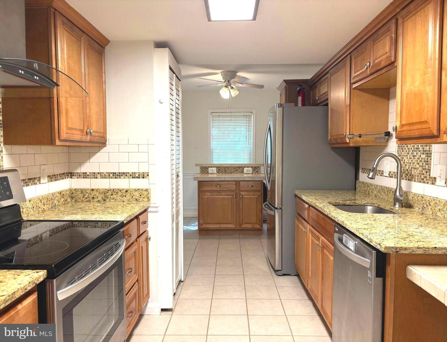 2847 SEMINOLE RD, WOODBRIDGE, Virginia 22192, 3 Bedrooms Bedrooms, ,2 BathroomsBathrooms,Residential,For sale,2847 SEMINOLE RD,VAPW2098506 MLS # VAPW2098506