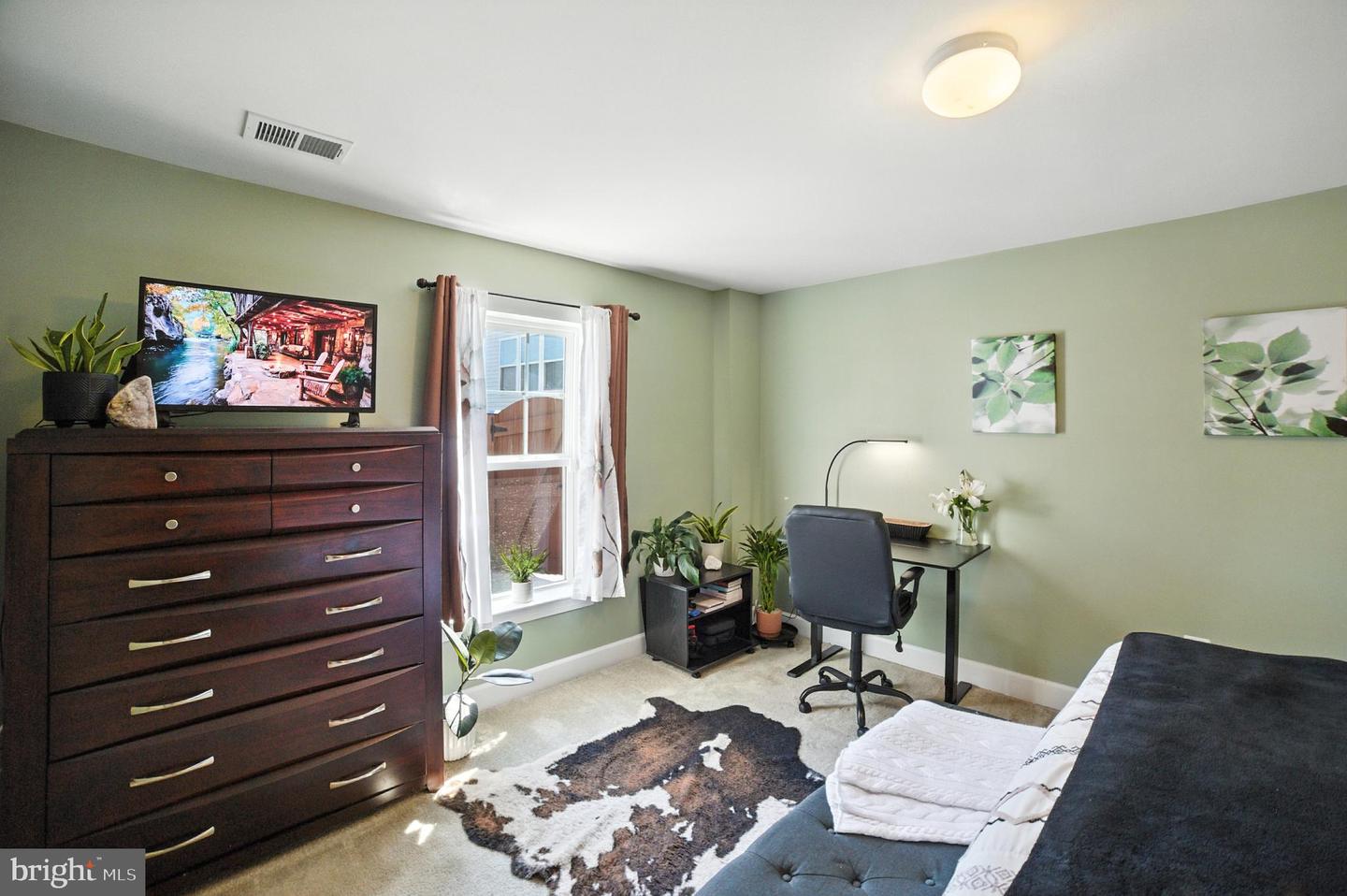 3365 SOARING CIR, WOODBRIDGE, Virginia 22193, 5 Bedrooms Bedrooms, ,4 BathroomsBathrooms,Residential,For sale,3365 SOARING CIR,VAPW2104030 MLS # VAPW2104030 3365 SOARING CIR, WOODBRIDGE, Virginia 22193, 5 Bedrooms Bedrooms, ,4 BathroomsBathrooms,Residential,For sale,3365 SOARING CIR,VAPW2104030 MLS # VAPW2104030