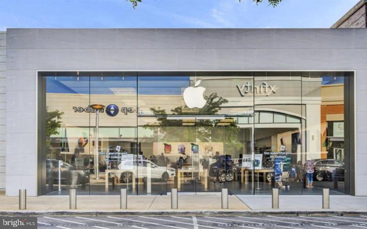 3365 SOARING CIR, WOODBRIDGE, Virginia 22193, 5 Bedrooms Bedrooms, ,4 BathroomsBathrooms,Residential,For sale,3365 SOARING CIR,VAPW2104030 MLS # VAPW2104030 3365 SOARING CIR, WOODBRIDGE, Virginia 22193, 5 Bedrooms Bedrooms, ,4 BathroomsBathrooms,Residential,For sale,3365 SOARING CIR,VAPW2104030 MLS # VAPW2104030