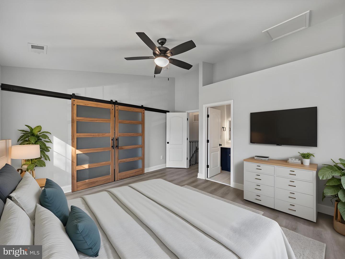 13133 PARK CRESCENT CIR, HERNDON, Virginia 20171, 4 Bedrooms Bedrooms, ,3 BathroomsBathrooms,Residential,For sale,13133 PARK CRESCENT CIR,VAFX2276720 MLS # VAFX2276720 13133 PARK CRESCENT CIR, HERNDON, Virginia 20171, 4 Bedrooms Bedrooms, ,3 BathroomsBathrooms,Residential,For sale,13133 PARK CRESCENT CIR,VAFX2276720 MLS # VAFX2276720