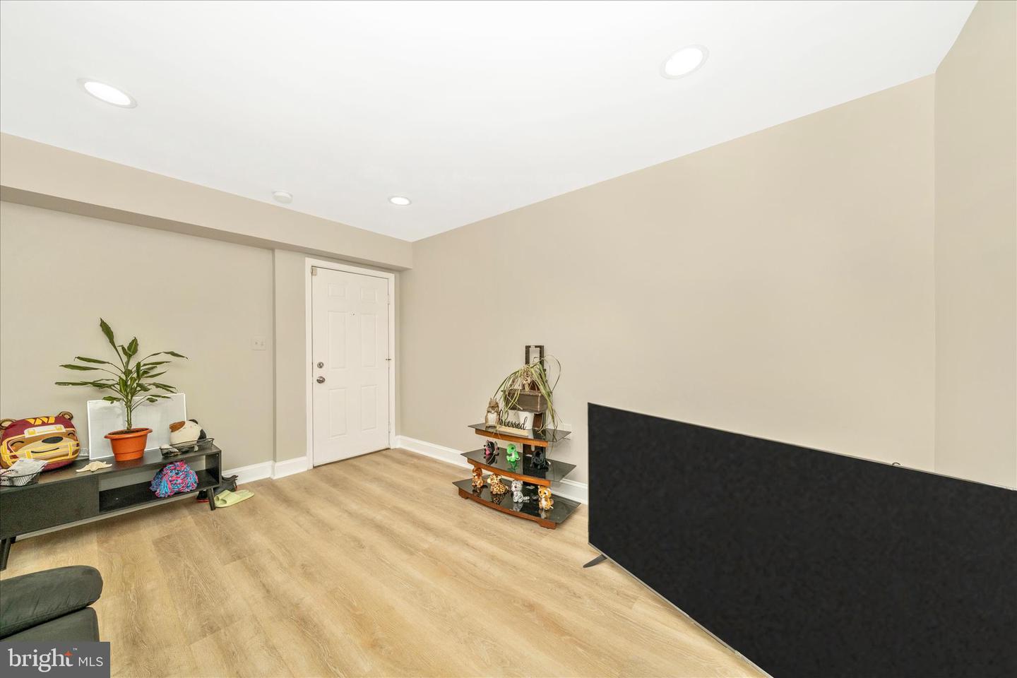 1320 MISSOURI AVE NW #203, WASHINGTON, District Of Columbia 20011, 1 Bedroom Bedrooms, ,1 BathroomBathrooms,Residential,For sale,1320 MISSOURI AVE NW #203,DCDC2229438 MLS # DCDC2229438 1320 MISSOURI AVE NW #203, WASHINGTON, District Of Columbia 20011, 1 Bedroom Bedrooms, ,1 BathroomBathrooms,Residential,For sale,1320 MISSOURI AVE NW #203,DCDC2229438 MLS # DCDC2229438