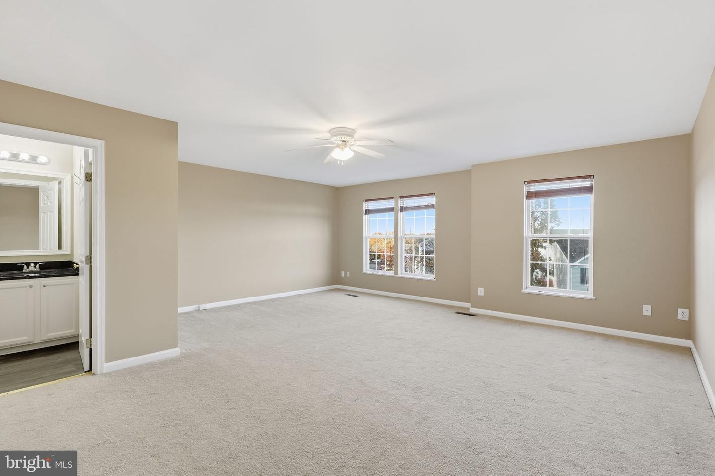 9304 WITCH HAZEL WAY, MANASSAS, Virginia 20110, 3 Bedrooms Bedrooms, ,2 BathroomsBathrooms,Residential,For sale,9304 WITCH HAZEL WAY,VAMN2009636 MLS # VAMN2009636