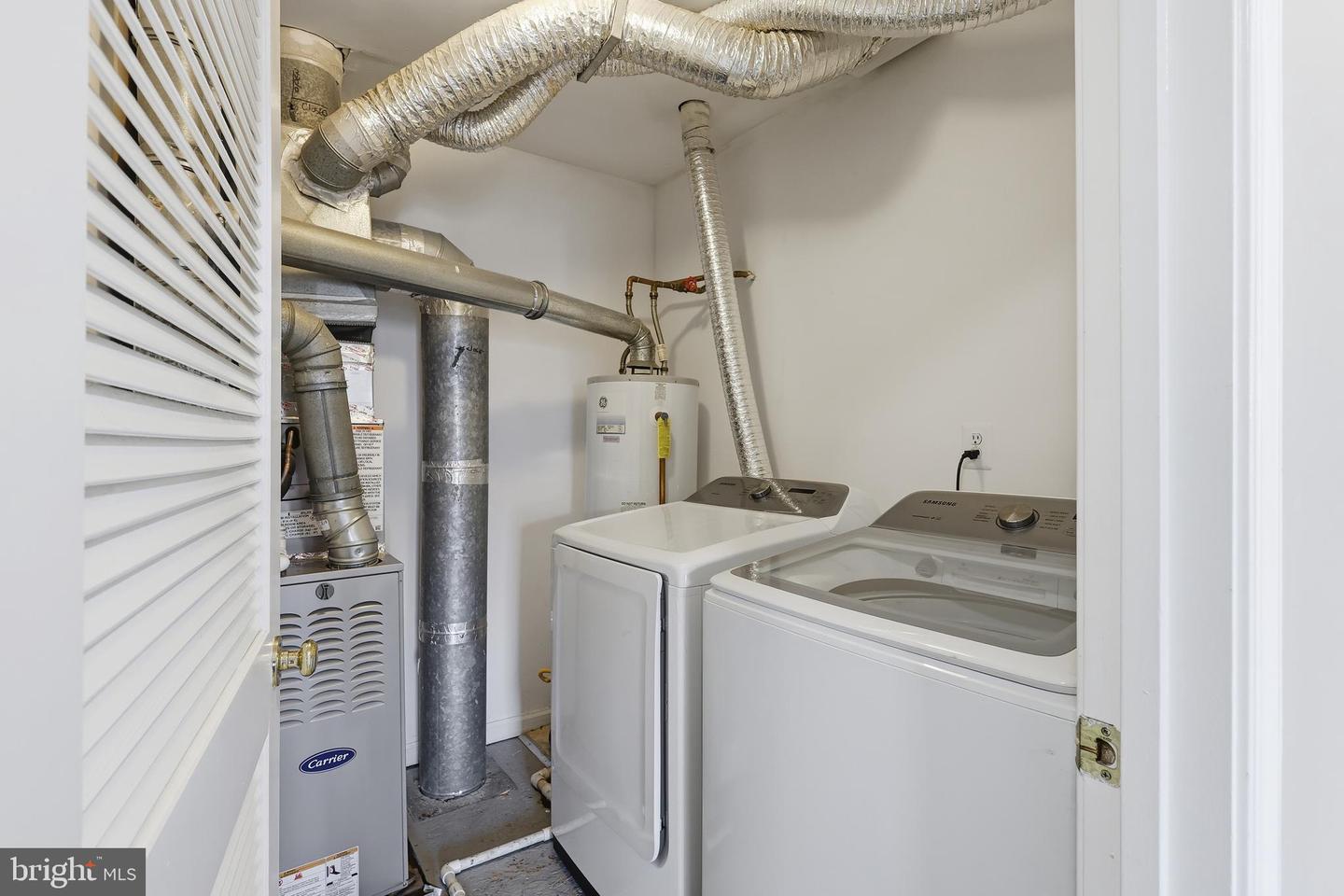 9304 WITCH HAZEL WAY, MANASSAS, Virginia 20110, 3 Bedrooms Bedrooms, ,2 BathroomsBathrooms,Residential,For sale,9304 WITCH HAZEL WAY,VAMN2009636 MLS # VAMN2009636