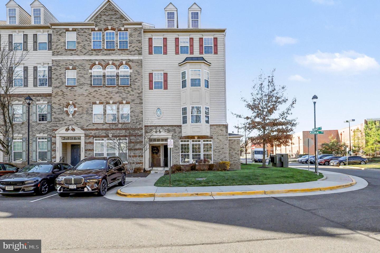 6900 KONA DR, GAINESVILLE, Virginia 20155, 3 Bedrooms Bedrooms, ,2 BathroomsBathrooms,Residential,For sale,6900 KONA DR,VAPW2107744 MLS # VAPW2107744 6900 KONA DR, GAINESVILLE, Virginia 20155, 3 Bedrooms Bedrooms, ,2 BathroomsBathrooms,Residential,For sale,6900 KONA DR,VAPW2107744 MLS # VAPW2107744