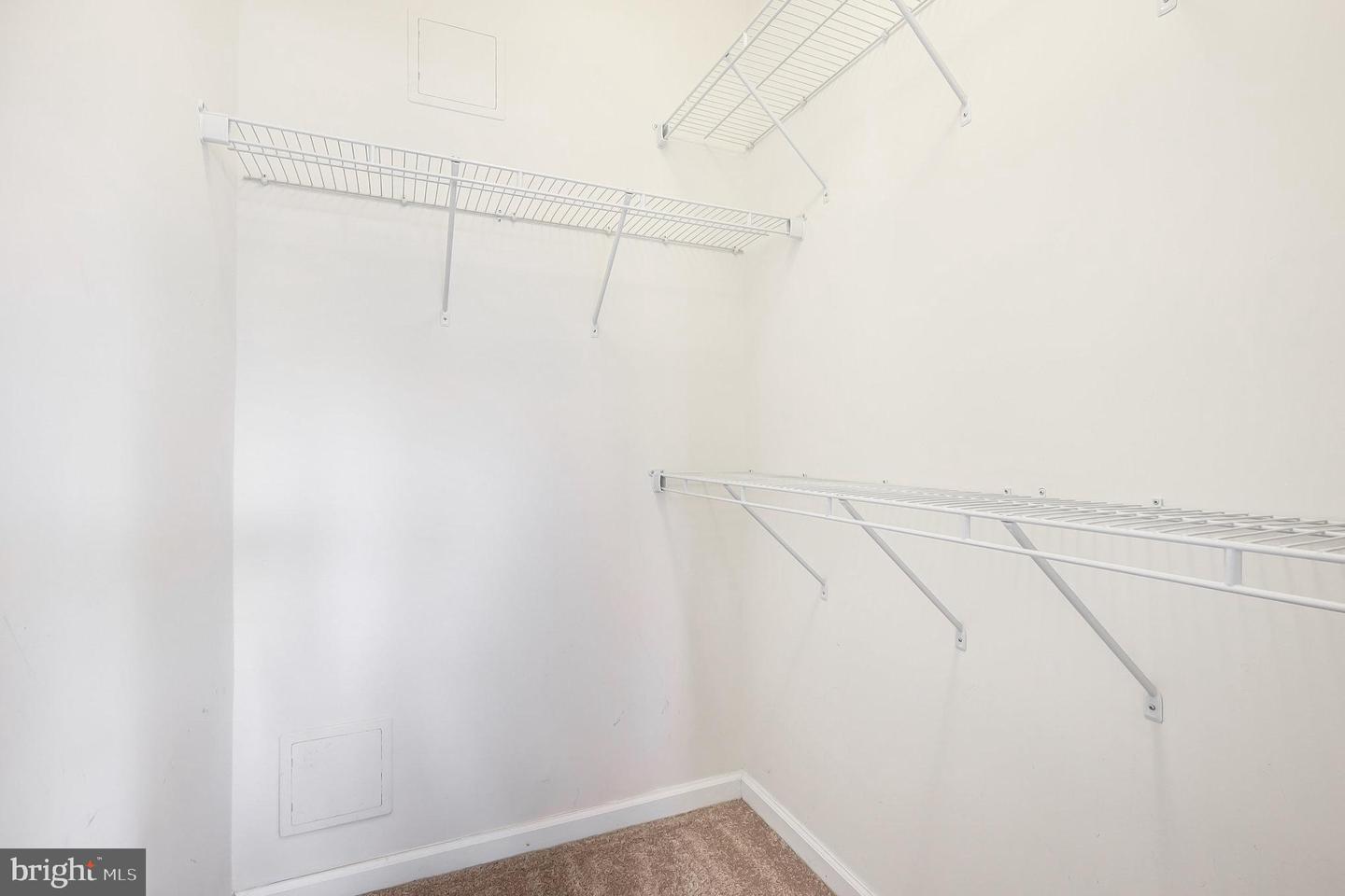 6900 KONA DR, GAINESVILLE, Virginia 20155, 3 Bedrooms Bedrooms, ,2 BathroomsBathrooms,Residential,For sale,6900 KONA DR,VAPW2107744 MLS # VAPW2107744 6900 KONA DR, GAINESVILLE, Virginia 20155, 3 Bedrooms Bedrooms, ,2 BathroomsBathrooms,Residential,For sale,6900 KONA DR,VAPW2107744 MLS # VAPW2107744