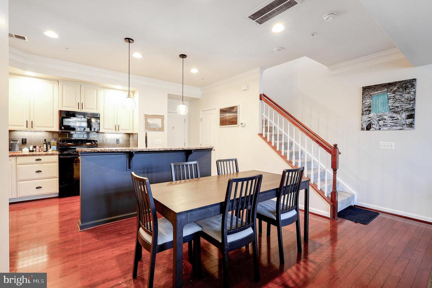 6900 KONA DR, GAINESVILLE, Virginia 20155, 3 Bedrooms Bedrooms, ,2 BathroomsBathrooms,Residential,For sale,6900 KONA DR,VAPW2107744 MLS # VAPW2107744 6900 KONA DR, GAINESVILLE, Virginia 20155, 3 Bedrooms Bedrooms, ,2 BathroomsBathrooms,Residential,For sale,6900 KONA DR,VAPW2107744 MLS # VAPW2107744