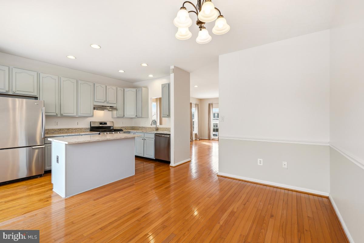 12827 HUNTERBROOK DR, WOODBRIDGE, Virginia 22192, 3 Bedrooms Bedrooms, 11 Rooms Rooms,2 BathroomsBathrooms,Residential,For sale,12827 HUNTERBROOK DR,VAPW2108156 MLS # VAPW2108156 12827 HUNTERBROOK DR, WOODBRIDGE, Virginia 22192, 3 Bedrooms Bedrooms, 11 Rooms Rooms,2 BathroomsBathrooms,Residential,For sale,12827 HUNTERBROOK DR,VAPW2108156 MLS # VAPW2108156