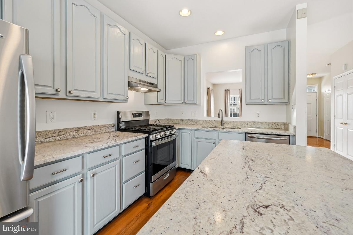 12827 HUNTERBROOK DR, WOODBRIDGE, Virginia 22192, 3 Bedrooms Bedrooms, 11 Rooms Rooms,2 BathroomsBathrooms,Residential,For sale,12827 HUNTERBROOK DR,VAPW2108156 MLS # VAPW2108156 12827 HUNTERBROOK DR, WOODBRIDGE, Virginia 22192, 3 Bedrooms Bedrooms, 11 Rooms Rooms,2 BathroomsBathrooms,Residential,For sale,12827 HUNTERBROOK DR,VAPW2108156 MLS # VAPW2108156