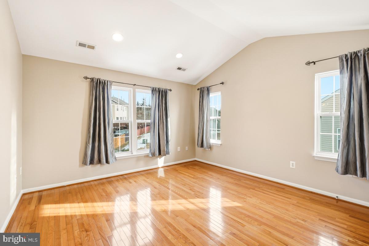 12827 HUNTERBROOK DR, WOODBRIDGE, Virginia 22192, 3 Bedrooms Bedrooms, 11 Rooms Rooms,2 BathroomsBathrooms,Residential,For sale,12827 HUNTERBROOK DR,VAPW2108156 MLS # VAPW2108156 12827 HUNTERBROOK DR, WOODBRIDGE, Virginia 22192, 3 Bedrooms Bedrooms, 11 Rooms Rooms,2 BathroomsBathrooms,Residential,For sale,12827 HUNTERBROOK DR,VAPW2108156 MLS # VAPW2108156