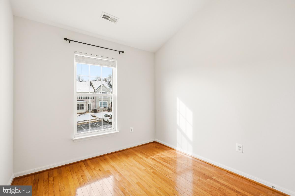 12827 HUNTERBROOK DR, WOODBRIDGE, Virginia 22192, 3 Bedrooms Bedrooms, 11 Rooms Rooms,2 BathroomsBathrooms,Residential,For sale,12827 HUNTERBROOK DR,VAPW2108156 MLS # VAPW2108156 12827 HUNTERBROOK DR, WOODBRIDGE, Virginia 22192, 3 Bedrooms Bedrooms, 11 Rooms Rooms,2 BathroomsBathrooms,Residential,For sale,12827 HUNTERBROOK DR,VAPW2108156 MLS # VAPW2108156