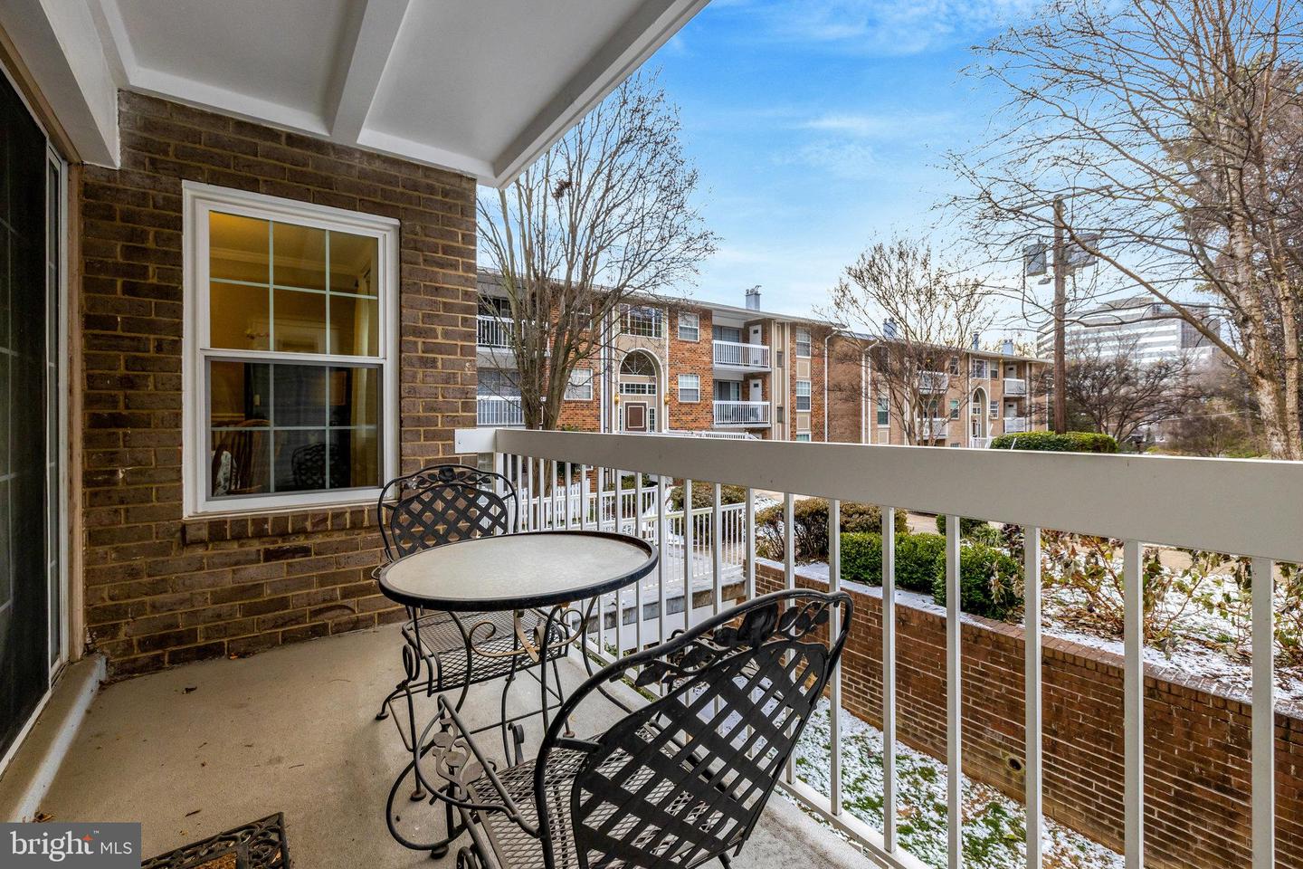 1931 WILSON LN #201, MCLEAN, Virginia 22102, 1 Bedroom Bedrooms, ,1 BathroomBathrooms,Residential,For sale,1931 WILSON LN #201,VAFX2280854 MLS # VAFX2280854