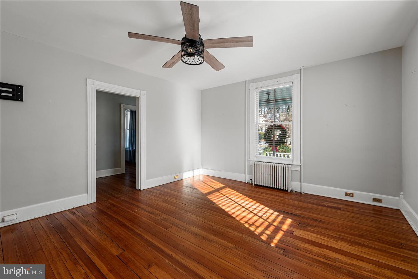 10 NEW CUT RD, ROUND HILL, Virginia 20141, 3 Bedrooms Bedrooms, ,2 BathroomsBathrooms,Residential,For sale,10 NEW CUT RD,VALO2111866 MLS # VALO2111866 10 NEW CUT RD, ROUND HILL, Virginia 20141, 3 Bedrooms Bedrooms, ,2 BathroomsBathrooms,Residential,For sale,10 NEW CUT RD,VALO2111866 MLS # VALO2111866