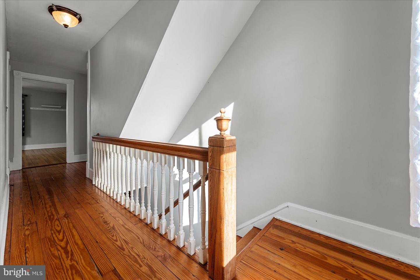 10 NEW CUT RD, ROUND HILL, Virginia 20141, 3 Bedrooms Bedrooms, ,2 BathroomsBathrooms,Residential,For sale,10 NEW CUT RD,VALO2111866 MLS # VALO2111866 10 NEW CUT RD, ROUND HILL, Virginia 20141, 3 Bedrooms Bedrooms, ,2 BathroomsBathrooms,Residential,For sale,10 NEW CUT RD,VALO2111866 MLS # VALO2111866