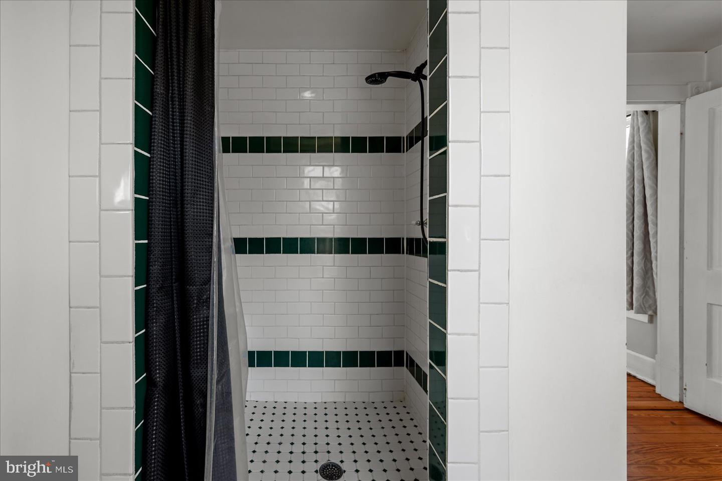 10 NEW CUT RD, ROUND HILL, Virginia 20141, 3 Bedrooms Bedrooms, ,2 BathroomsBathrooms,Residential,For sale,10 NEW CUT RD,VALO2111866 MLS # VALO2111866 10 NEW CUT RD, ROUND HILL, Virginia 20141, 3 Bedrooms Bedrooms, ,2 BathroomsBathrooms,Residential,For sale,10 NEW CUT RD,VALO2111866 MLS # VALO2111866