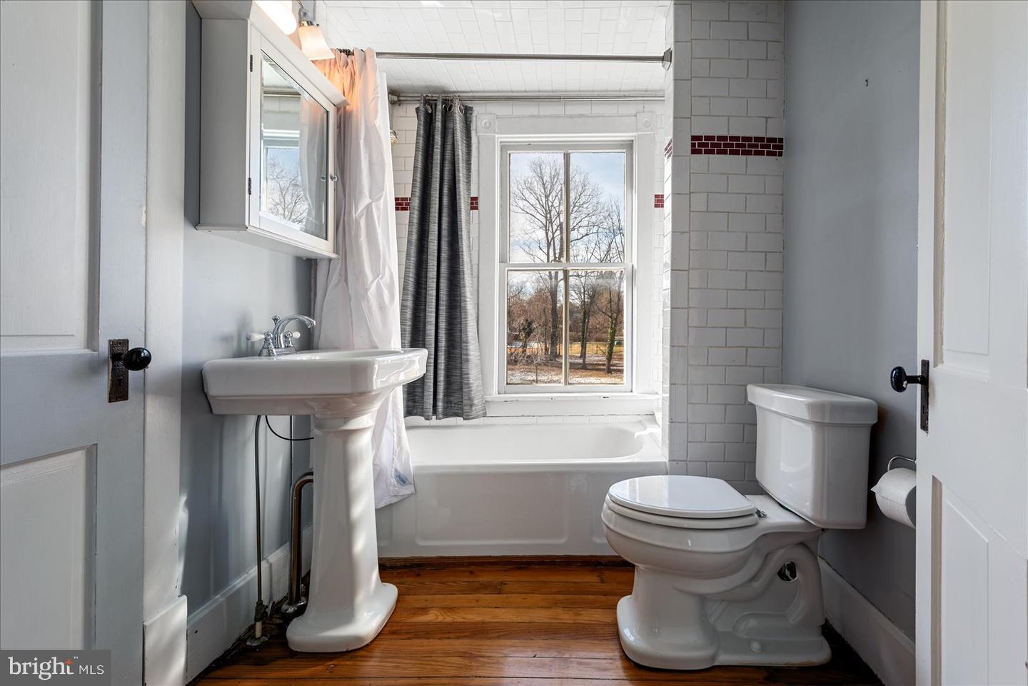 10 NEW CUT RD, ROUND HILL, Virginia 20141, 3 Bedrooms Bedrooms, ,2 BathroomsBathrooms,Residential,For sale,10 NEW CUT RD,VALO2111866 MLS # VALO2111866 10 NEW CUT RD, ROUND HILL, Virginia 20141, 3 Bedrooms Bedrooms, ,2 BathroomsBathrooms,Residential,For sale,10 NEW CUT RD,VALO2111866 MLS # VALO2111866