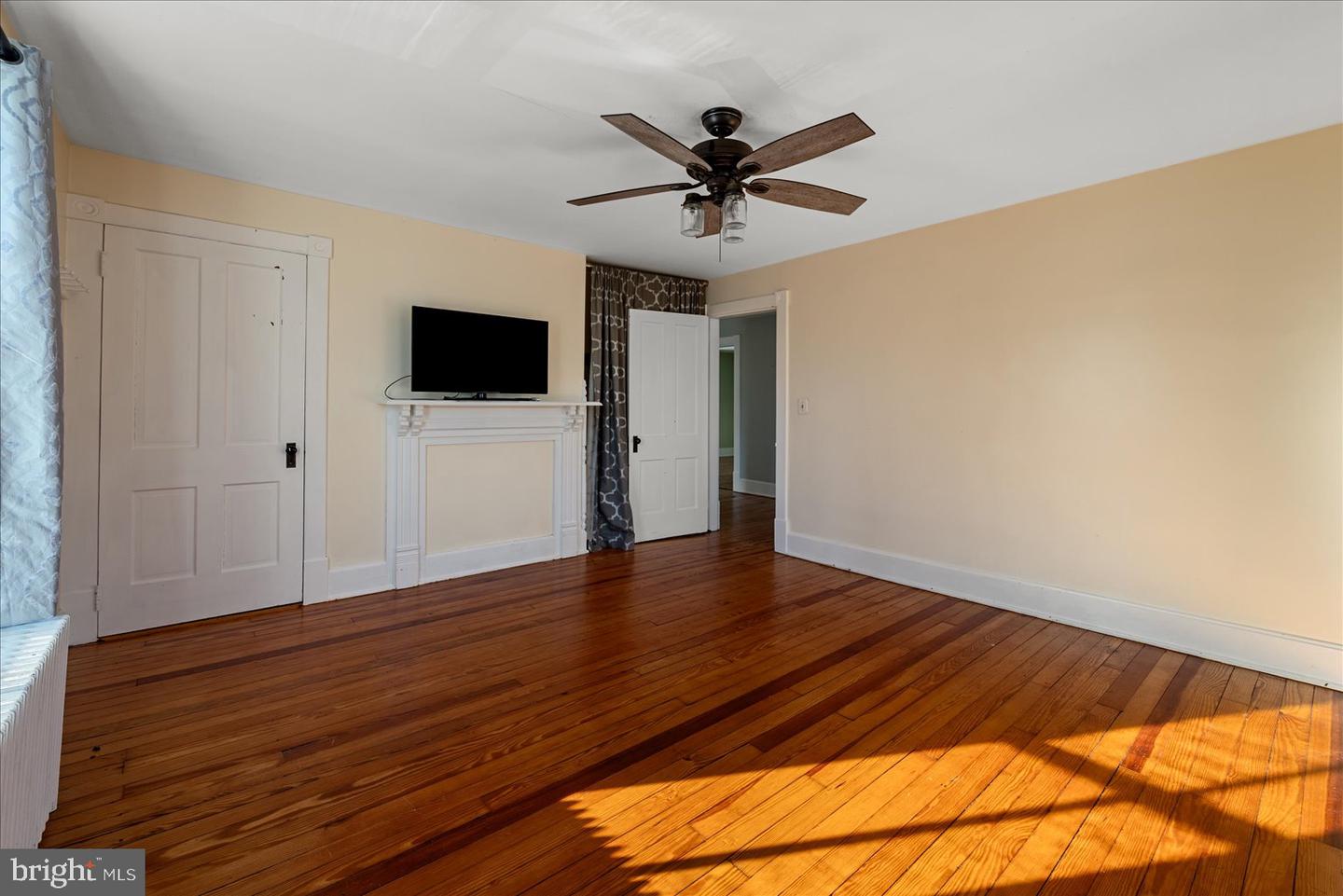 10 NEW CUT RD, ROUND HILL, Virginia 20141, 3 Bedrooms Bedrooms, ,2 BathroomsBathrooms,Residential,For sale,10 NEW CUT RD,VALO2111866 MLS # VALO2111866 10 NEW CUT RD, ROUND HILL, Virginia 20141, 3 Bedrooms Bedrooms, ,2 BathroomsBathrooms,Residential,For sale,10 NEW CUT RD,VALO2111866 MLS # VALO2111866