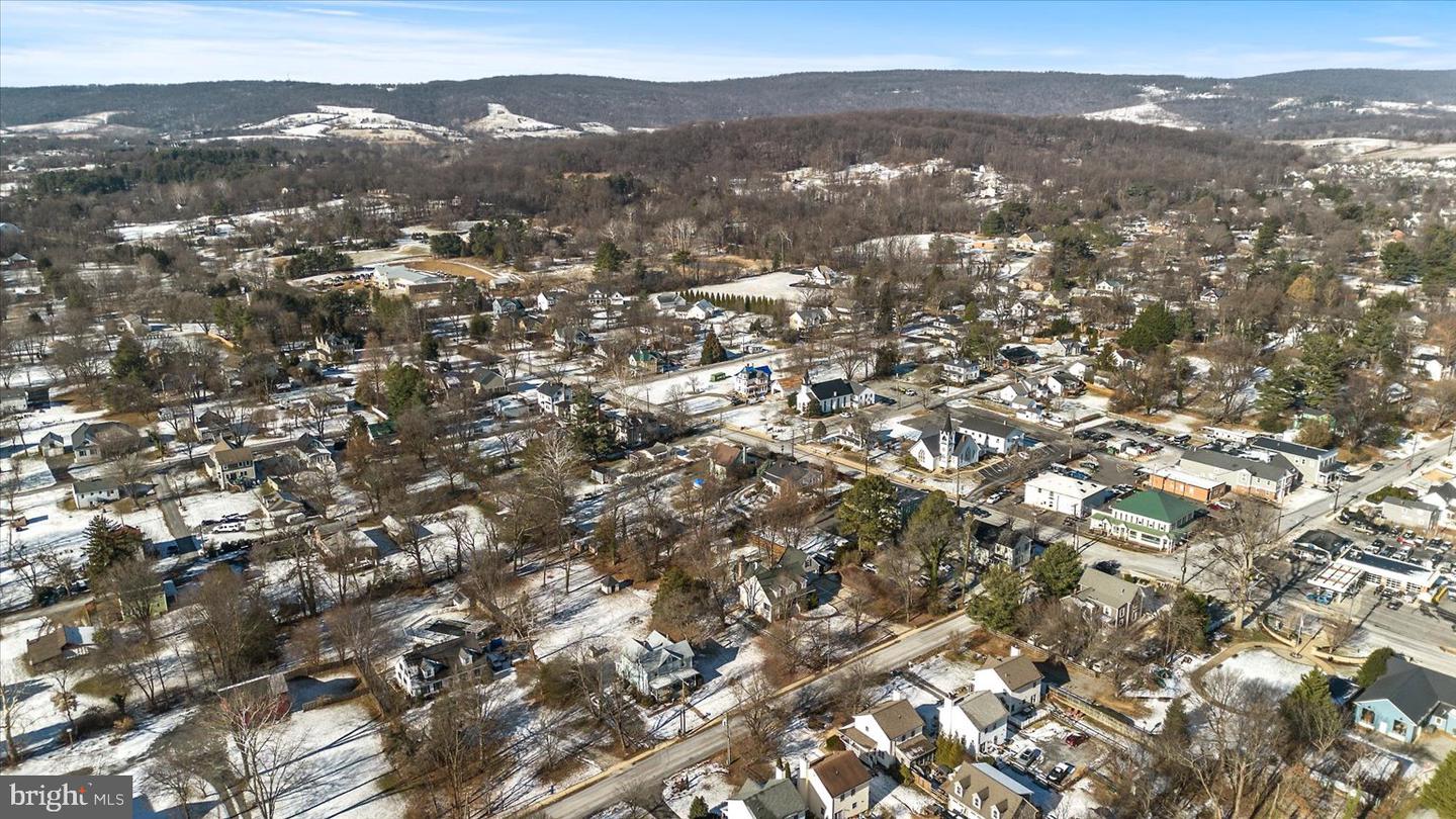 10 NEW CUT RD, ROUND HILL, Virginia 20141, 3 Bedrooms Bedrooms, ,2 BathroomsBathrooms,Residential,For sale,10 NEW CUT RD,VALO2111866 MLS # VALO2111866 10 NEW CUT RD, ROUND HILL, Virginia 20141, 3 Bedrooms Bedrooms, ,2 BathroomsBathrooms,Residential,For sale,10 NEW CUT RD,VALO2111866 MLS # VALO2111866