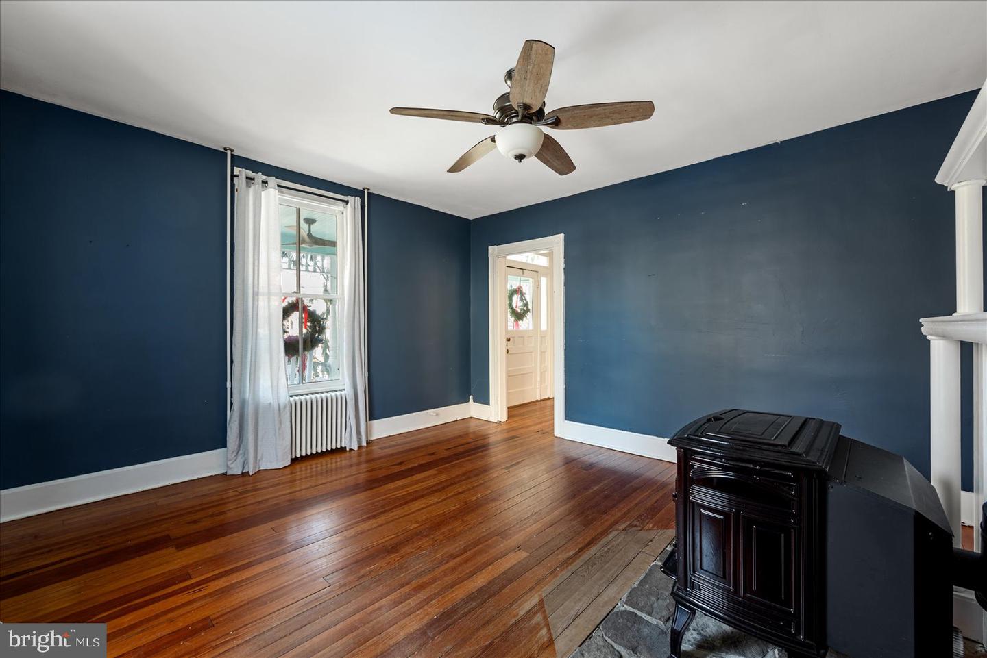 10 NEW CUT RD, ROUND HILL, Virginia 20141, 3 Bedrooms Bedrooms, ,2 BathroomsBathrooms,Residential,For sale,10 NEW CUT RD,VALO2111866 MLS # VALO2111866 10 NEW CUT RD, ROUND HILL, Virginia 20141, 3 Bedrooms Bedrooms, ,2 BathroomsBathrooms,Residential,For sale,10 NEW CUT RD,VALO2111866 MLS # VALO2111866