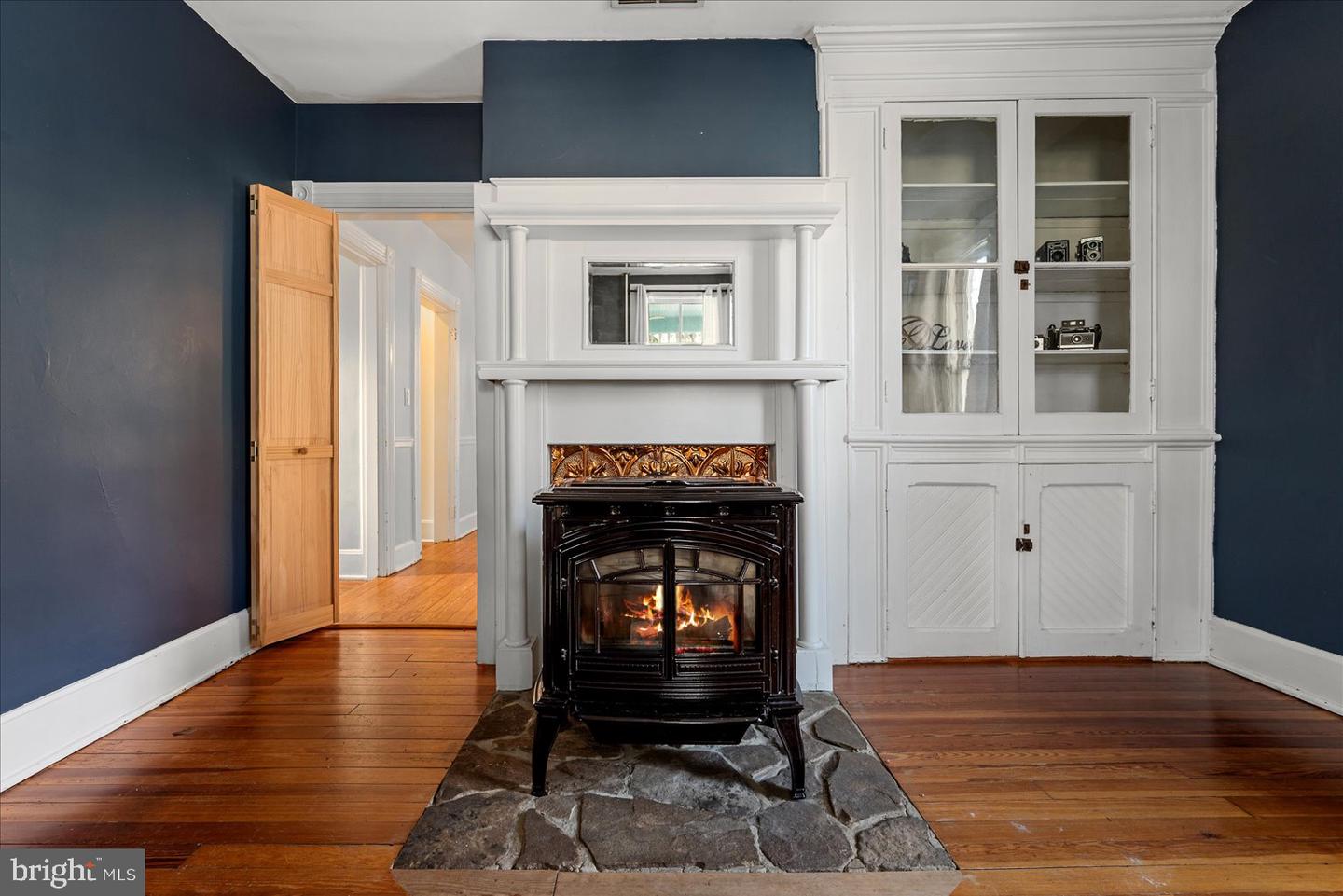 10 NEW CUT RD, ROUND HILL, Virginia 20141, 3 Bedrooms Bedrooms, ,2 BathroomsBathrooms,Residential,For sale,10 NEW CUT RD,VALO2111866 MLS # VALO2111866 10 NEW CUT RD, ROUND HILL, Virginia 20141, 3 Bedrooms Bedrooms, ,2 BathroomsBathrooms,Residential,For sale,10 NEW CUT RD,VALO2111866 MLS # VALO2111866