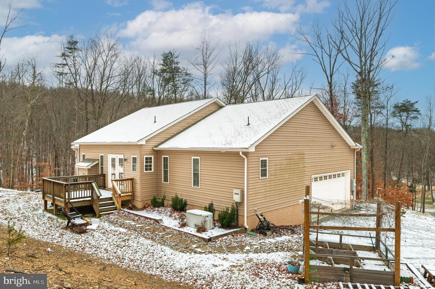 1152 BLUE MOUNTAIN RD, FRONT ROYAL, Virginia 22630, 4 Bedrooms Bedrooms, ,3 BathroomsBathrooms,Residential,For sale,1152 BLUE MOUNTAIN RD,VAWR2012890 MLS # VAWR2012890 1152 BLUE MOUNTAIN RD, FRONT ROYAL, Virginia 22630, 4 Bedrooms Bedrooms, ,3 BathroomsBathrooms,Residential,For sale,1152 BLUE MOUNTAIN RD,VAWR2012890 MLS # VAWR2012890