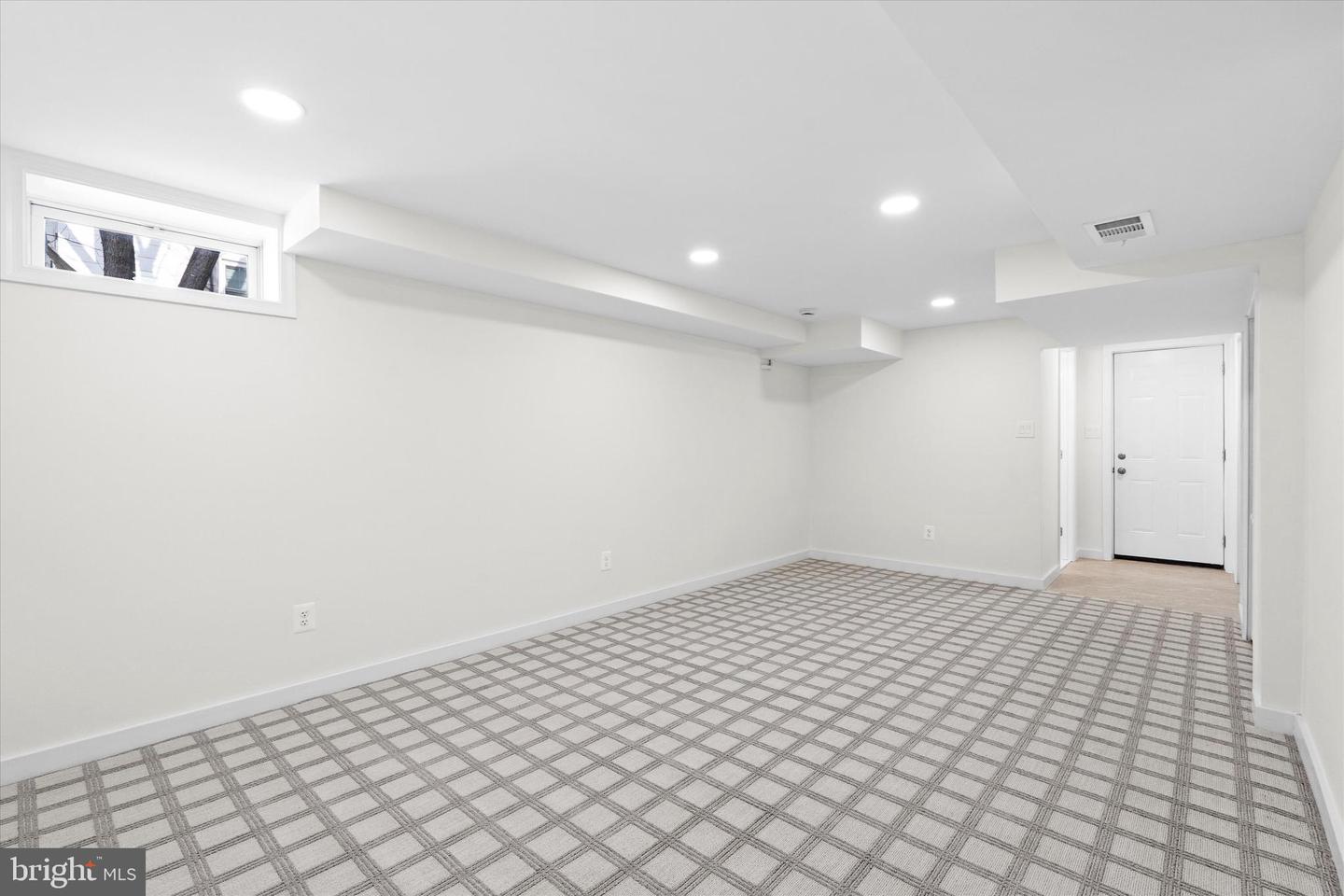 6913 WESTHAMPTON DR, ALEXANDRIA, Virginia 22307, 2 Bedrooms Bedrooms, ,2 BathroomsBathrooms,Residential,For sale,6913 WESTHAMPTON DR,VAFX2281640 MLS # VAFX2281640 6913 WESTHAMPTON DR, ALEXANDRIA, Virginia 22307, 2 Bedrooms Bedrooms, ,2 BathroomsBathrooms,Residential,For sale,6913 WESTHAMPTON DR,VAFX2281640 MLS # VAFX2281640