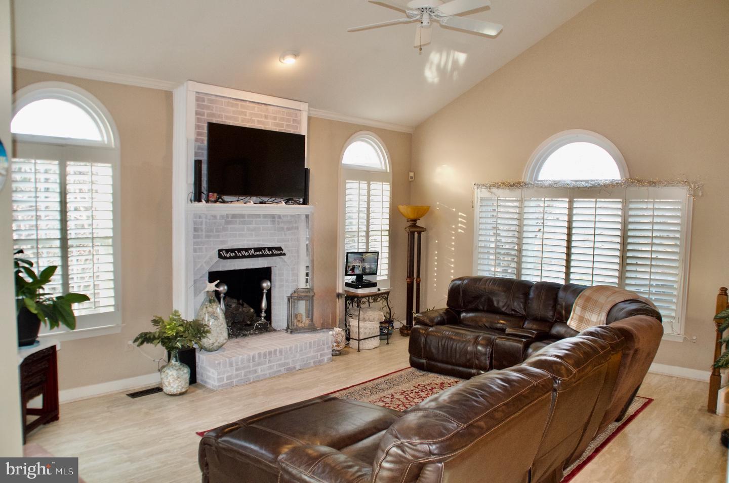 7573 FUSILIER DR, WARRENTON, Virginia 20186, 4 Bedrooms Bedrooms, ,3 BathroomsBathrooms,Residential,For sale,7573 FUSILIER DR,VAFQ2019848 MLS # VAFQ2019848 7573 FUSILIER DR, WARRENTON, Virginia 20186, 4 Bedrooms Bedrooms, ,3 BathroomsBathrooms,Residential,For sale,7573 FUSILIER DR,VAFQ2019848 MLS # VAFQ2019848