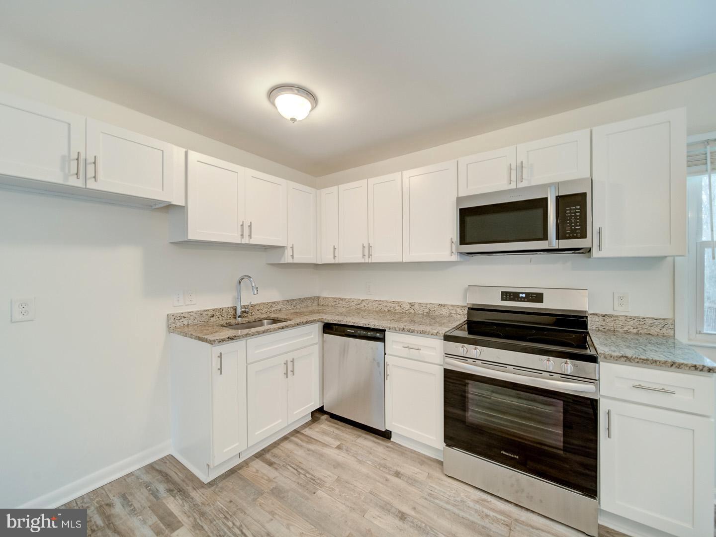 13790 MUSKET CT, WOODBRIDGE, Virginia 22193, 4 Bedrooms Bedrooms, ,3 BathroomsBathrooms,Residential,For sale,13790 MUSKET CT,VAPW2108832 MLS # VAPW2108832 13790 MUSKET CT, WOODBRIDGE, Virginia 22193, 4 Bedrooms Bedrooms, ,3 BathroomsBathrooms,Residential,For sale,13790 MUSKET CT,VAPW2108832 MLS # VAPW2108832