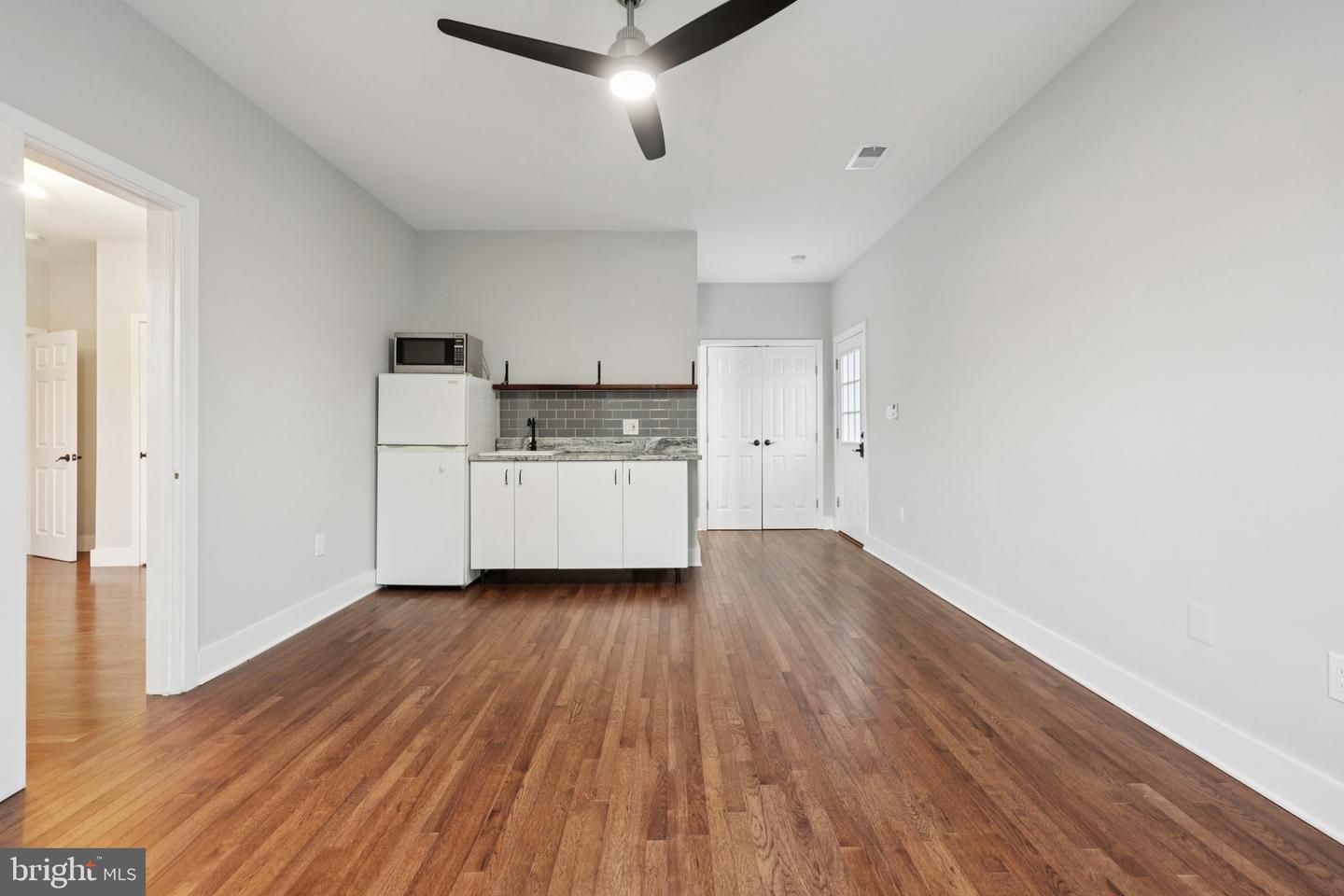 6057 BROOK DR, FALLS CHURCH, Virginia 22044, 6 Bedrooms Bedrooms, ,4 BathroomsBathrooms,Residential,For sale,6057 BROOK DR,VAFX2282094 MLS # VAFX2282094 6057 BROOK DR, FALLS CHURCH, Virginia 22044, 6 Bedrooms Bedrooms, ,4 BathroomsBathrooms,Residential,For sale,6057 BROOK DR,VAFX2282094 MLS # VAFX2282094