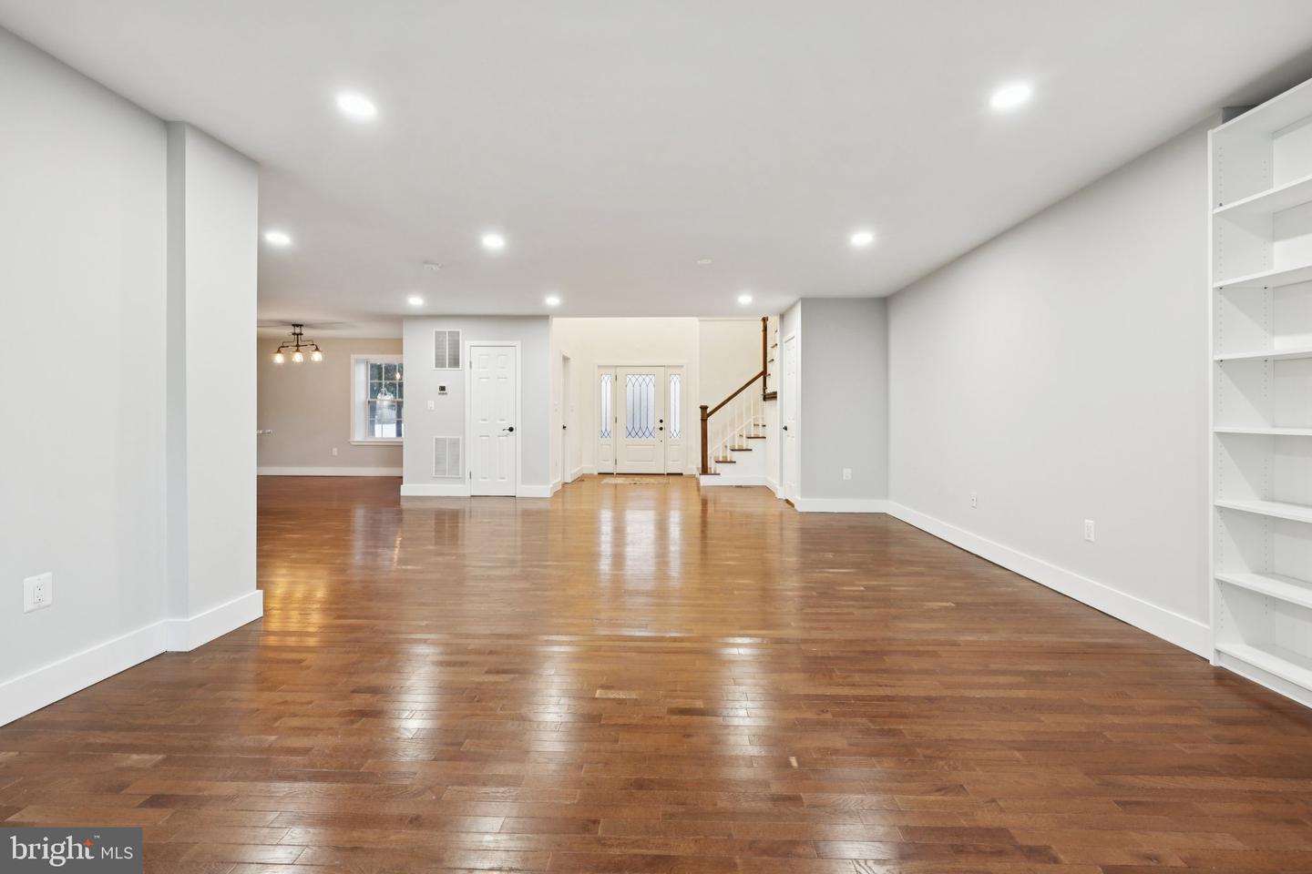 6057 BROOK DR, FALLS CHURCH, Virginia 22044, 6 Bedrooms Bedrooms, ,4 BathroomsBathrooms,Residential,For sale,6057 BROOK DR,VAFX2282094 MLS # VAFX2282094 6057 BROOK DR, FALLS CHURCH, Virginia 22044, 6 Bedrooms Bedrooms, ,4 BathroomsBathrooms,Residential,For sale,6057 BROOK DR,VAFX2282094 MLS # VAFX2282094