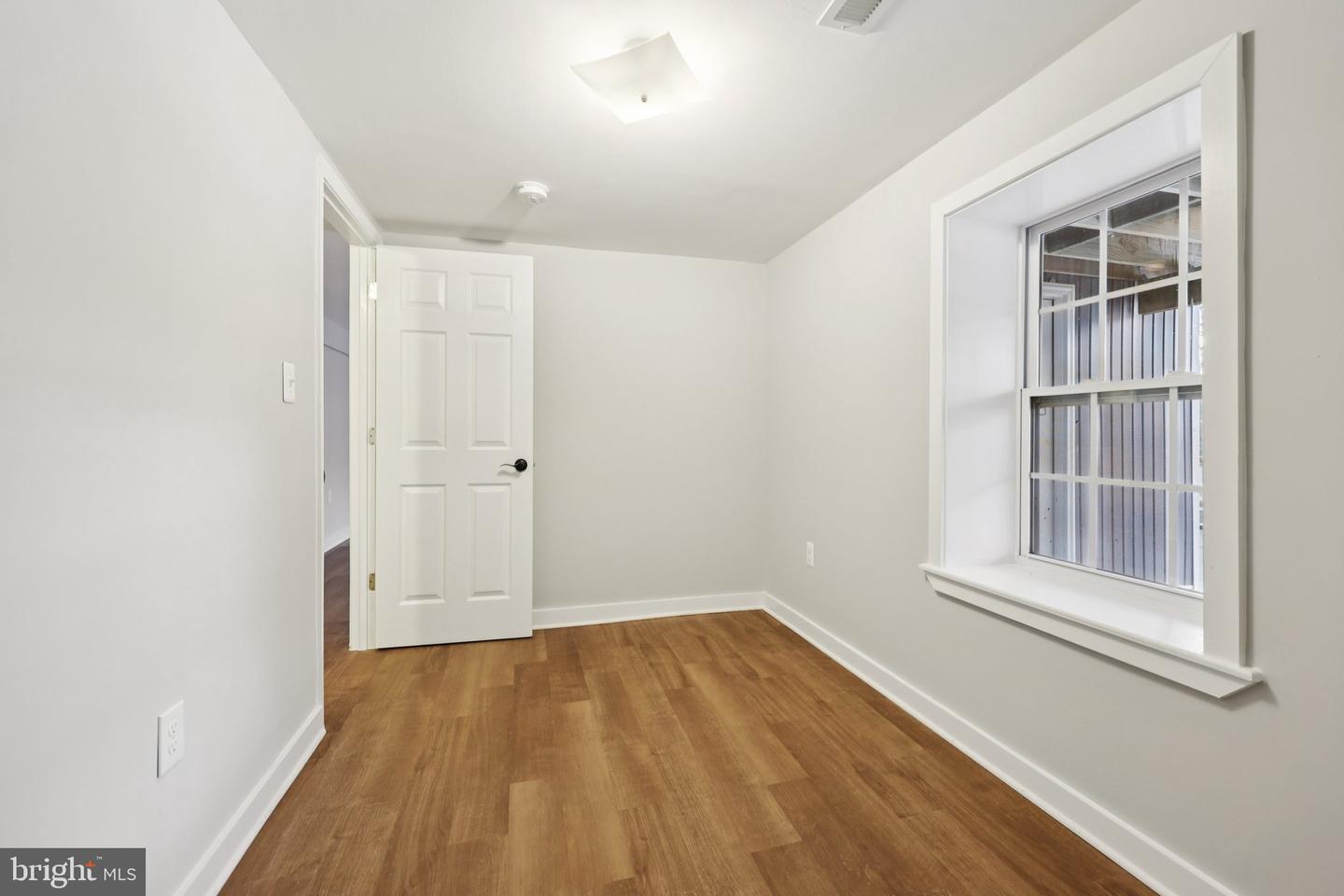 6057 BROOK DR, FALLS CHURCH, Virginia 22044, 6 Bedrooms Bedrooms, ,4 BathroomsBathrooms,Residential,For sale,6057 BROOK DR,VAFX2282094 MLS # VAFX2282094 6057 BROOK DR, FALLS CHURCH, Virginia 22044, 6 Bedrooms Bedrooms, ,4 BathroomsBathrooms,Residential,For sale,6057 BROOK DR,VAFX2282094 MLS # VAFX2282094