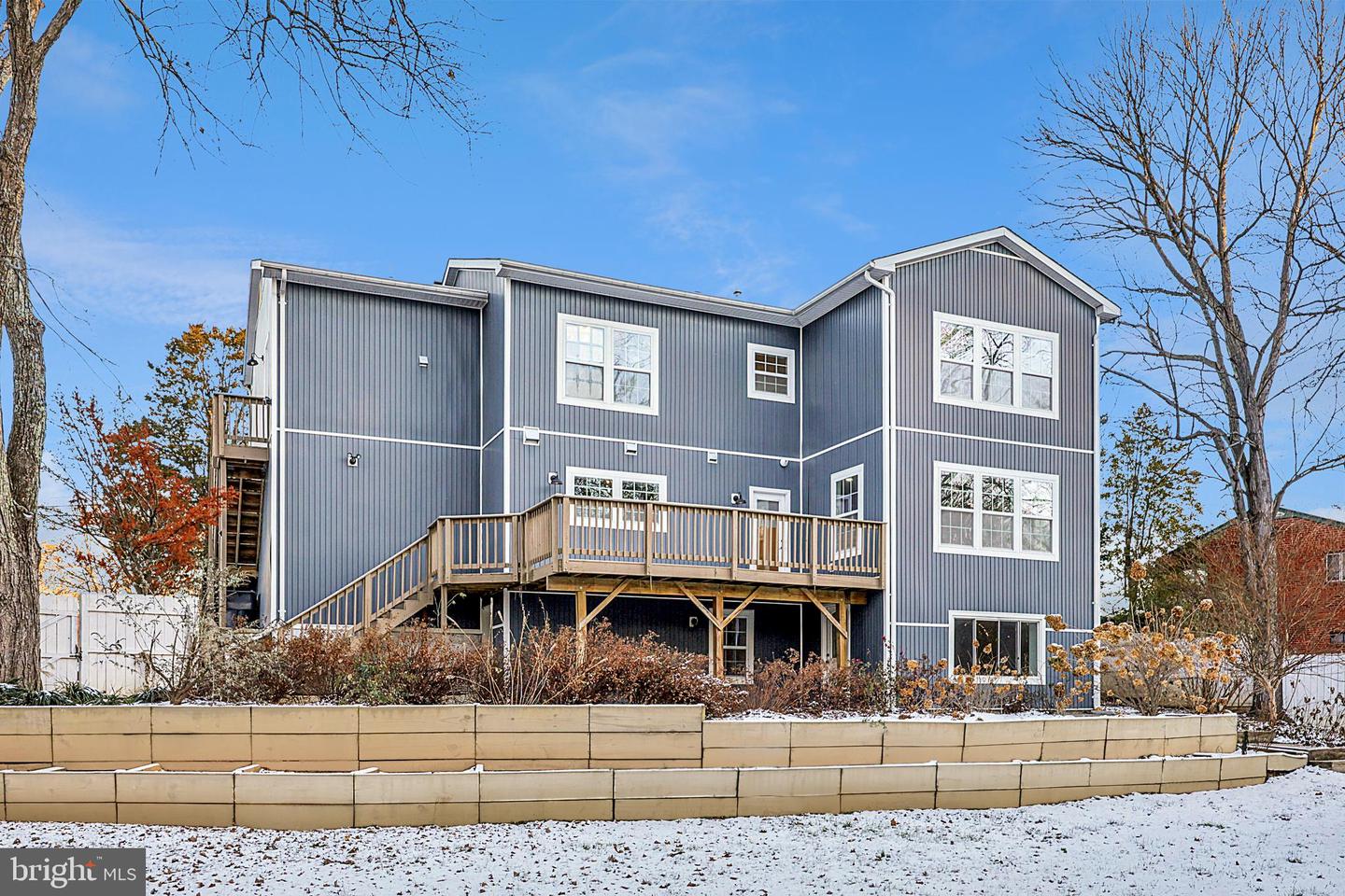 6057 BROOK DR, FALLS CHURCH, Virginia 22044, 6 Bedrooms Bedrooms, ,4 BathroomsBathrooms,Residential,For sale,6057 BROOK DR,VAFX2282094 MLS # VAFX2282094 6057 BROOK DR, FALLS CHURCH, Virginia 22044, 6 Bedrooms Bedrooms, ,4 BathroomsBathrooms,Residential,For sale,6057 BROOK DR,VAFX2282094 MLS # VAFX2282094