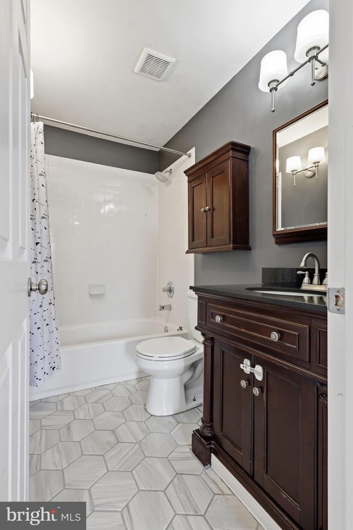 8186 WINSTEAD PL #201, MANASSAS, Virginia 20109, 2 Bedrooms Bedrooms, ,2 BathroomsBathrooms,Residential,For sale,8186 WINSTEAD PL #201,VAPW2108894 MLS # VAPW2108894 8186 WINSTEAD PL #201, MANASSAS, Virginia 20109, 2 Bedrooms Bedrooms, ,2 BathroomsBathrooms,Residential,For sale,8186 WINSTEAD PL #201,VAPW2108894 MLS # VAPW2108894