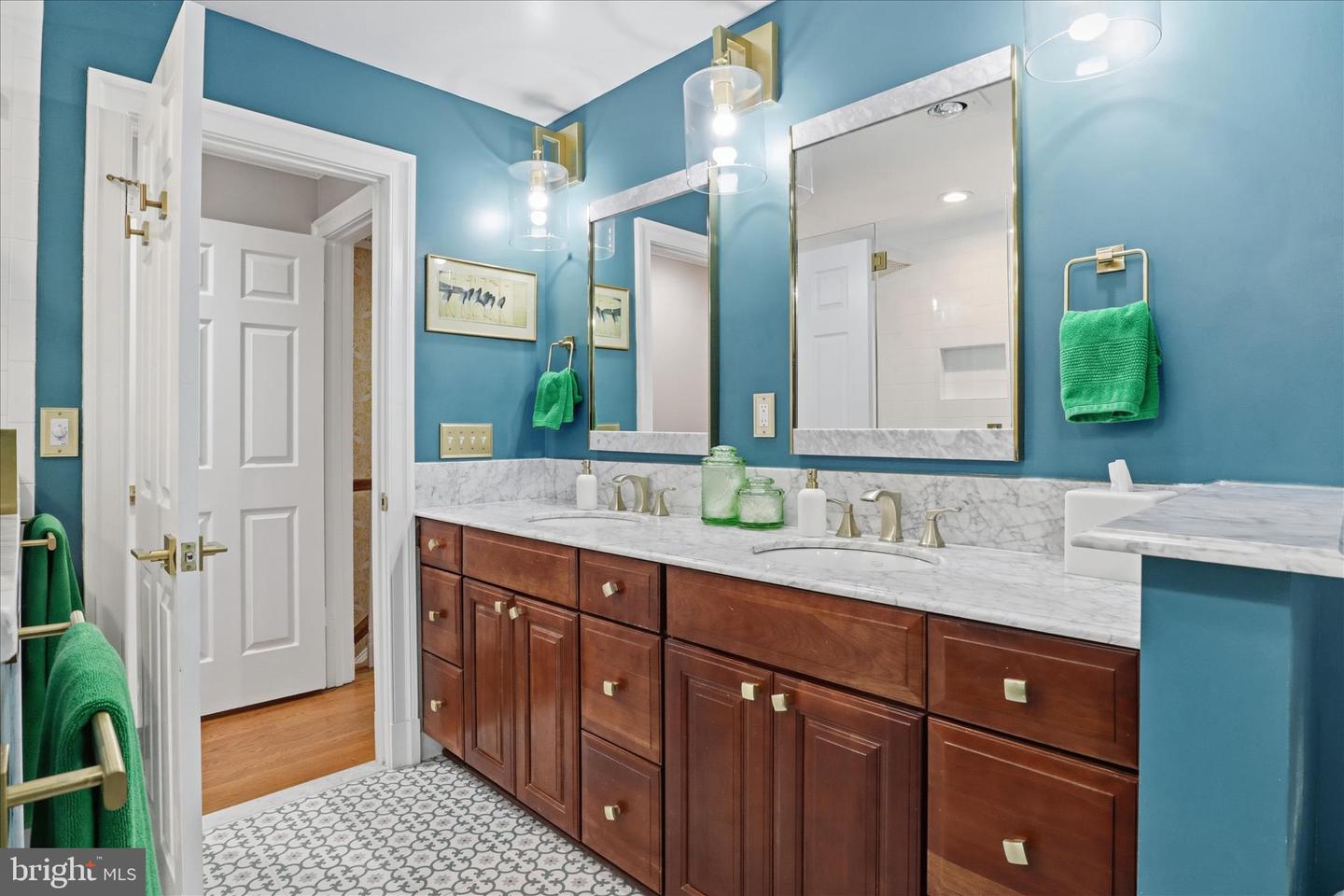 408 N PITT ST, ALEXANDRIA, Virginia 22314, 3 Bedrooms Bedrooms, ,3 BathroomsBathrooms,Residential,For sale,408 N PITT ST,VAAX2052324 MLS # VAAX2052324 408 N PITT ST, ALEXANDRIA, Virginia 22314, 3 Bedrooms Bedrooms, ,3 BathroomsBathrooms,Residential,For sale,408 N PITT ST,VAAX2052324 MLS # VAAX2052324