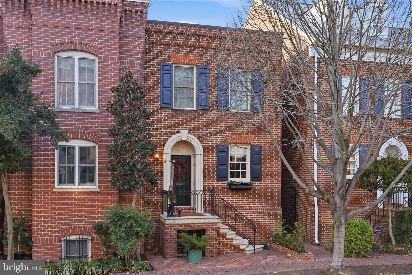 408 N PITT ST, ALEXANDRIA, Virginia 22314, 3 Bedrooms Bedrooms, ,3 BathroomsBathrooms,Residential,For sale,408 N PITT ST,VAAX2052324 MLS # VAAX2052324 408 N PITT ST, ALEXANDRIA, Virginia 22314, 3 Bedrooms Bedrooms, ,3 BathroomsBathrooms,Residential,For sale,408 N PITT ST,VAAX2052324 MLS # VAAX2052324