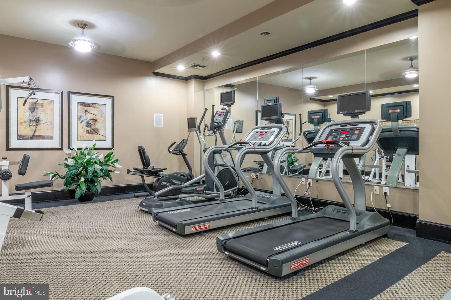 1111 25TH ST NW #723, WASHINGTON, District Of Columbia 20037, 2 Bedrooms Bedrooms, ,1 BathroomBathrooms,Residential,For sale,1111 25TH ST NW #723,DCDC2234722 MLS # DCDC2234722 1111 25TH ST NW #723, WASHINGTON, District Of Columbia 20037, 2 Bedrooms Bedrooms, ,1 BathroomBathrooms,Residential,For sale,1111 25TH ST NW #723,DCDC2234722 MLS # DCDC2234722