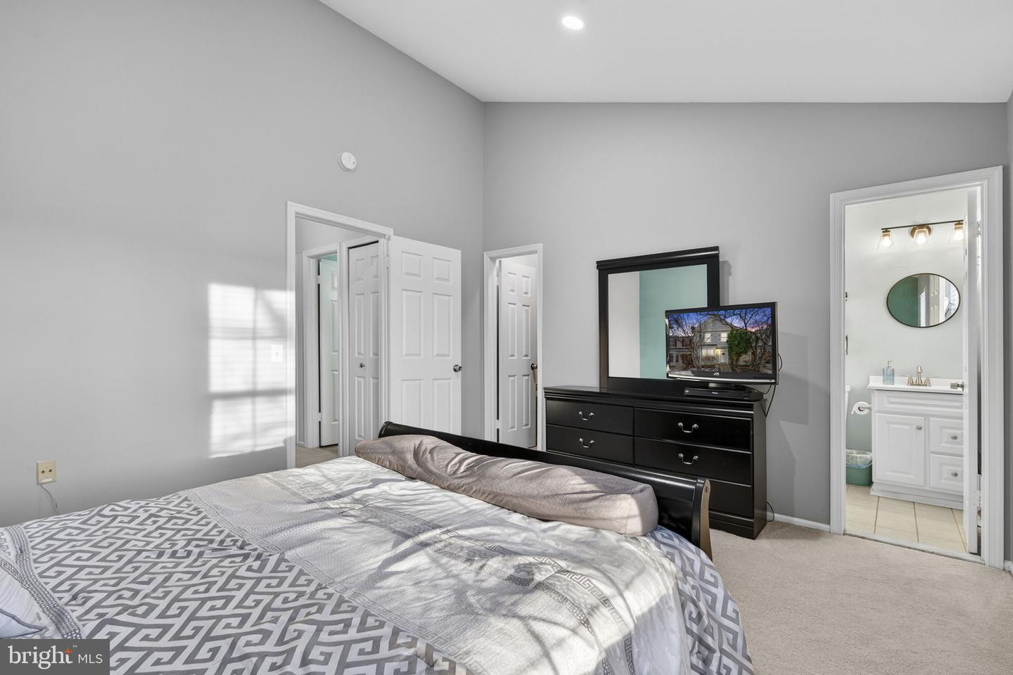 805 SMARTTS LN NE, LEESBURG, Virginia 20176, 3 Bedrooms Bedrooms, ,2 BathroomsBathrooms,Residential,For sale,805 SMARTTS LN NE,VALO2112272 MLS # VALO2112272 805 SMARTTS LN NE, LEESBURG, Virginia 20176, 3 Bedrooms Bedrooms, ,2 BathroomsBathrooms,Residential,For sale,805 SMARTTS LN NE,VALO2112272 MLS # VALO2112272