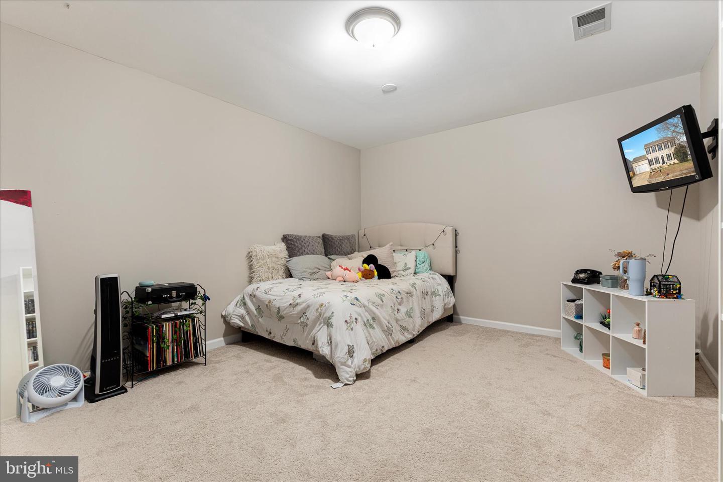 9819 PEAR TREE CT, BRISTOW, Virginia 20136, 4 Bedrooms Bedrooms, ,3 BathroomsBathrooms,Residential,For sale,9819 PEAR TREE CT,VAPW2109082 MLS # VAPW2109082 9819 PEAR TREE CT, BRISTOW, Virginia 20136, 4 Bedrooms Bedrooms, ,3 BathroomsBathrooms,Residential,For sale,9819 PEAR TREE CT,VAPW2109082 MLS # VAPW2109082