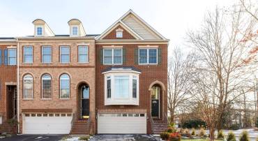 5410 PACHYSANDRA LN, CENTREVILLE, Virginia 20120, 3 Bedrooms Bedrooms, ,3 BathroomsBathrooms,Residential,For sale,5410 PACHYSANDRA LN,VAFX2282400 MLS # VAFX2282400
