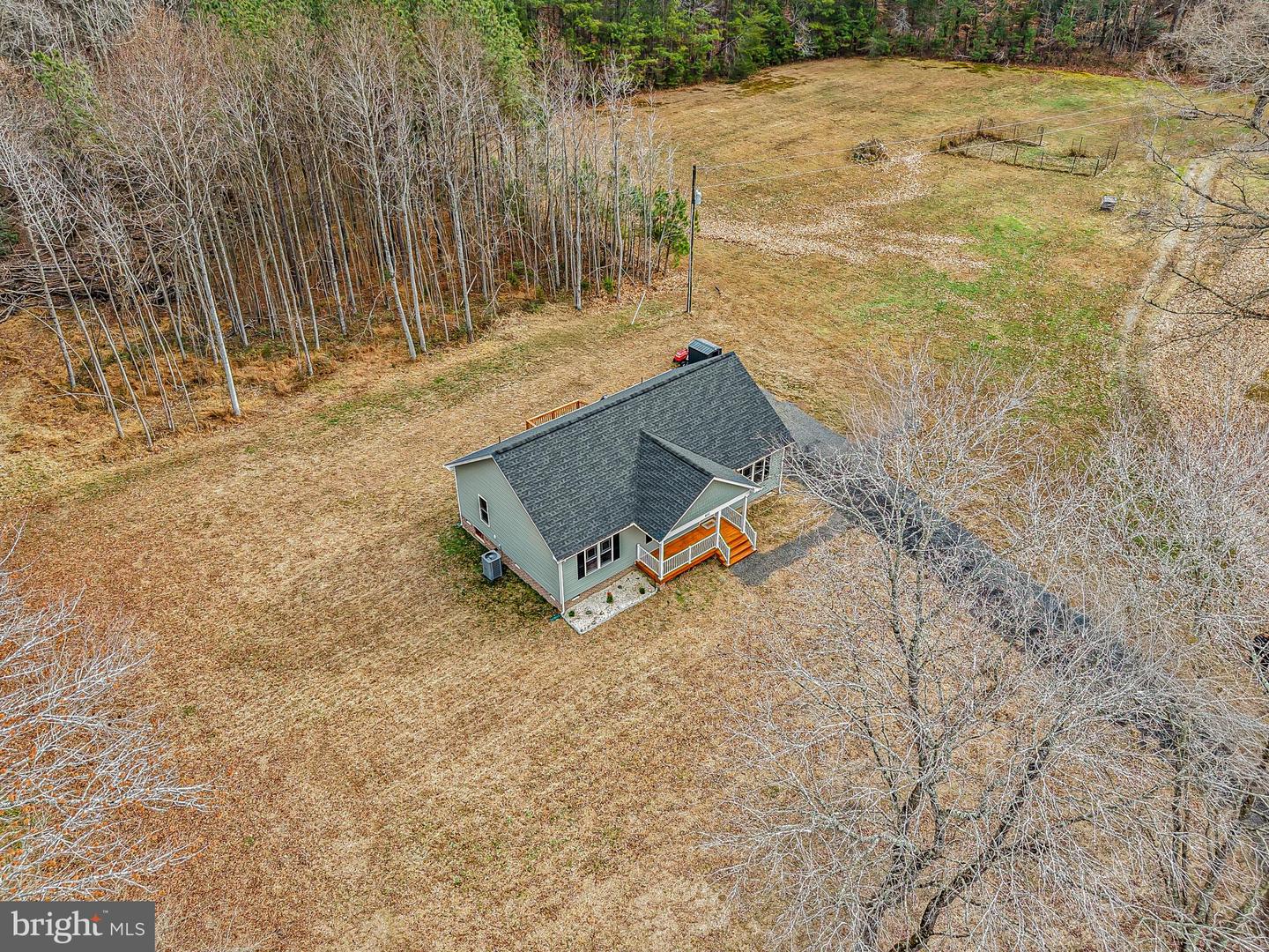 831 ROSE MOUNT RD, HUSTLE, Virginia 22476, 3 Bedrooms Bedrooms, ,2 BathroomsBathrooms,Residential,For sale,831 ROSE MOUNT RD,VAES2002094 MLS # VAES2002094 831 ROSE MOUNT RD, HUSTLE, Virginia 22476, 3 Bedrooms Bedrooms, ,2 BathroomsBathrooms,Residential,For sale,831 ROSE MOUNT RD,VAES2002094 MLS # VAES2002094