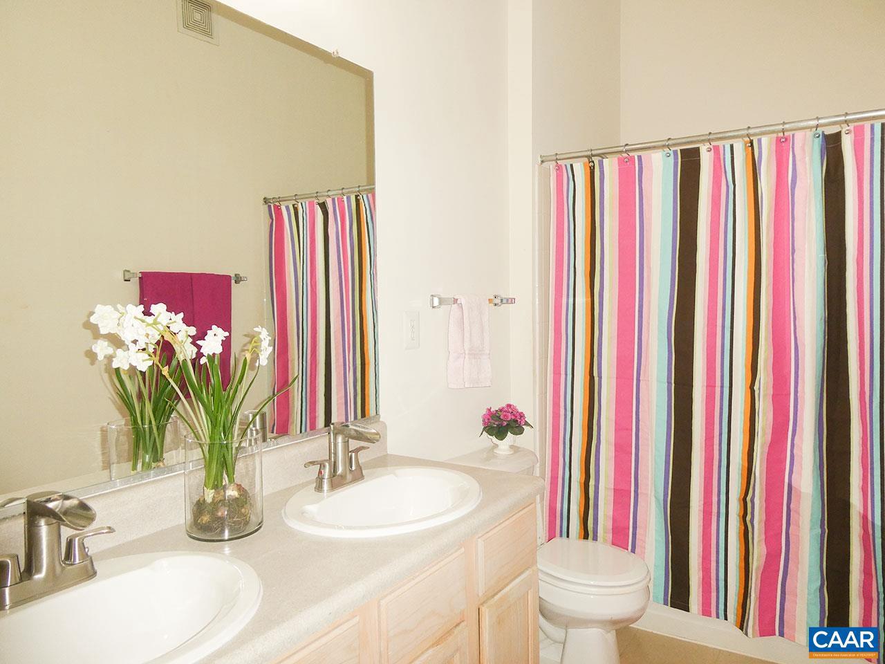 1065 WEYBRIDGE CT #104, CHARLOTTESVILLE, Virginia 22911, 2 Bedrooms Bedrooms, ,2 BathroomsBathrooms,Residential,For sale,1065 WEYBRIDGE CT #104,671887 MLS # 671887 1065 WEYBRIDGE CT #104, CHARLOTTESVILLE, Virginia 22911, 2 Bedrooms Bedrooms, ,2 BathroomsBathrooms,Residential,For sale,1065 WEYBRIDGE CT #104,671887 MLS # 671887