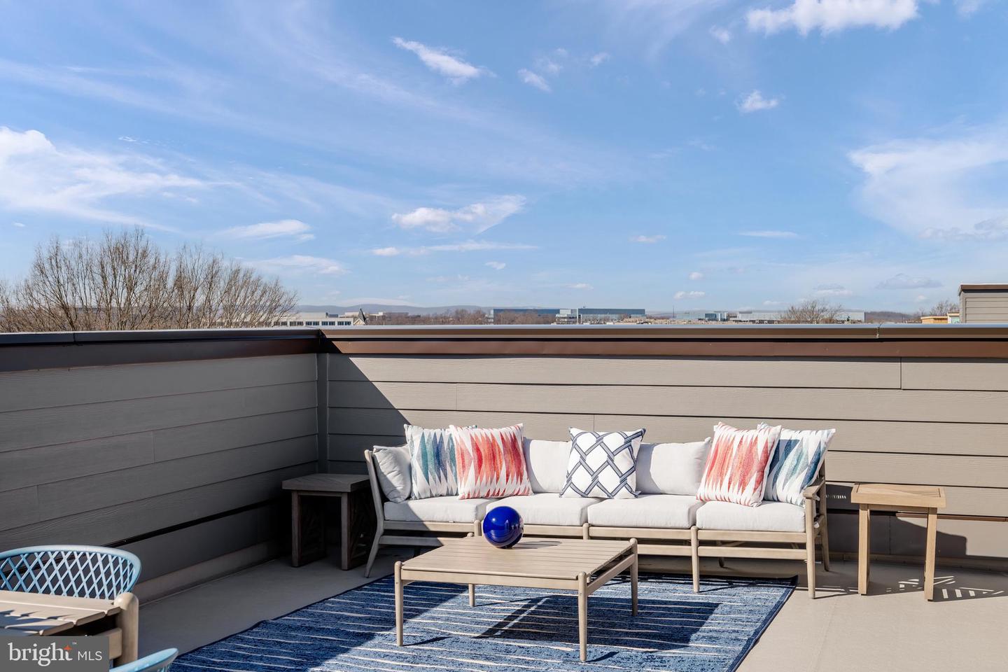 2167 GLACIER RD, HERNDON, Virginia 20170, 3 Bedrooms Bedrooms, ,2 BathroomsBathrooms,Residential,For sale,2167 GLACIER RD,VAFX2282688 MLS # VAFX2282688 2167 GLACIER RD, HERNDON, Virginia 20170, 3 Bedrooms Bedrooms, ,2 BathroomsBathrooms,Residential,For sale,2167 GLACIER RD,VAFX2282688 MLS # VAFX2282688