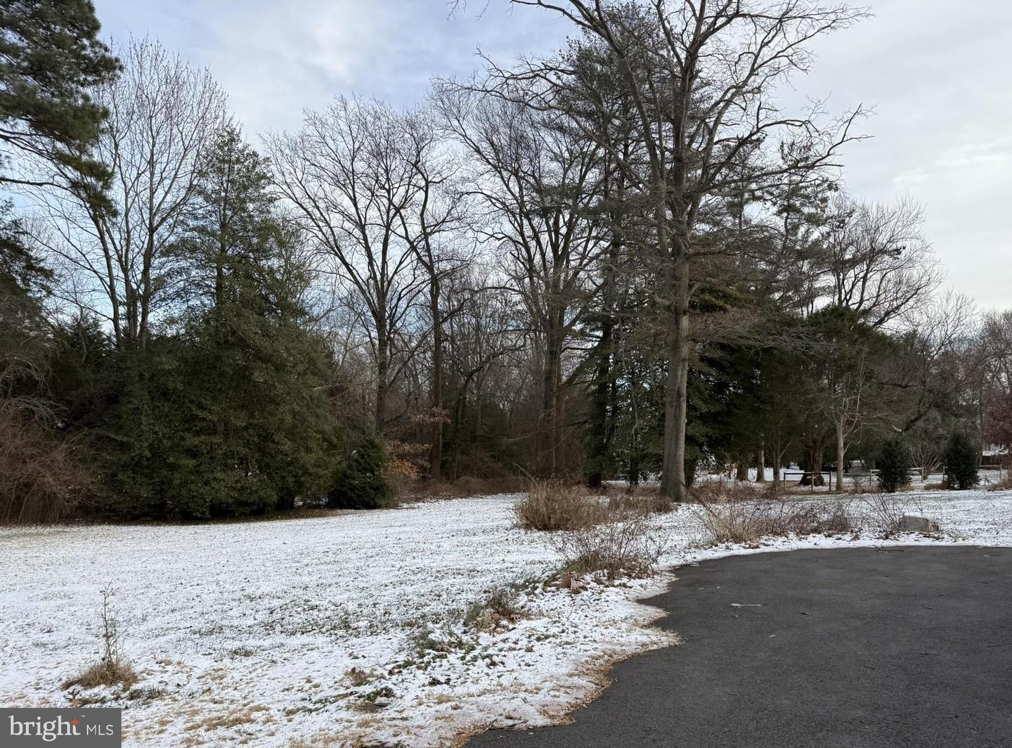 2807 CEDAR LN, VIENNA, Virginia 22180, 3 Bedrooms Bedrooms, ,1 BathroomBathrooms,Residential,For sale,2807 CEDAR LN,VAFX2282702 MLS # VAFX2282702 2807 CEDAR LN, VIENNA, Virginia 22180, 3 Bedrooms Bedrooms, ,1 BathroomBathrooms,Residential,For sale,2807 CEDAR LN,VAFX2282702 MLS # VAFX2282702